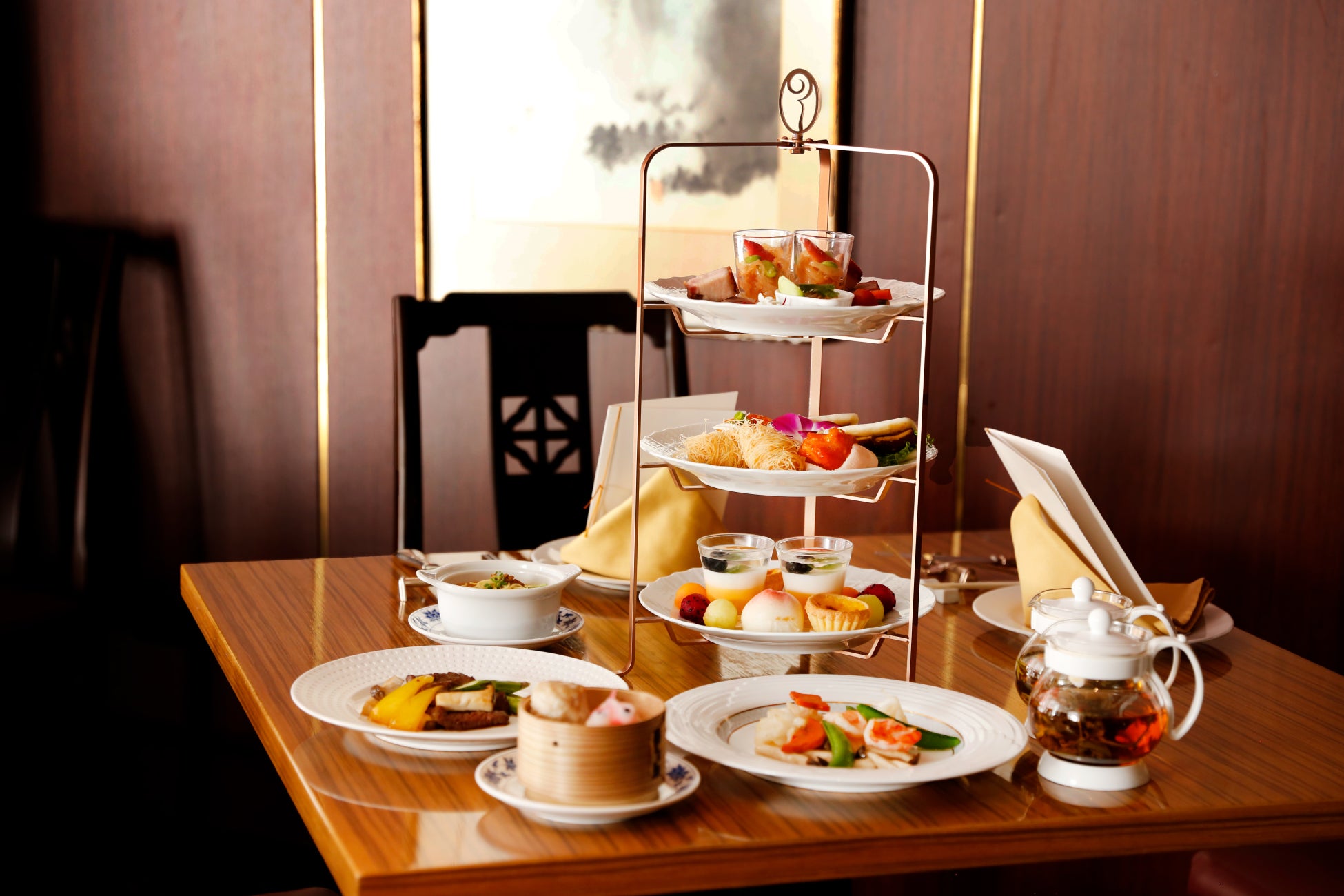 「りんご娘×フェリシモ青森部コラボカフェ」が5月31日（土）・6月1日（日）に神戸港目前フェリシモの都市型ワイナリー「f winery」で期間限定で開催