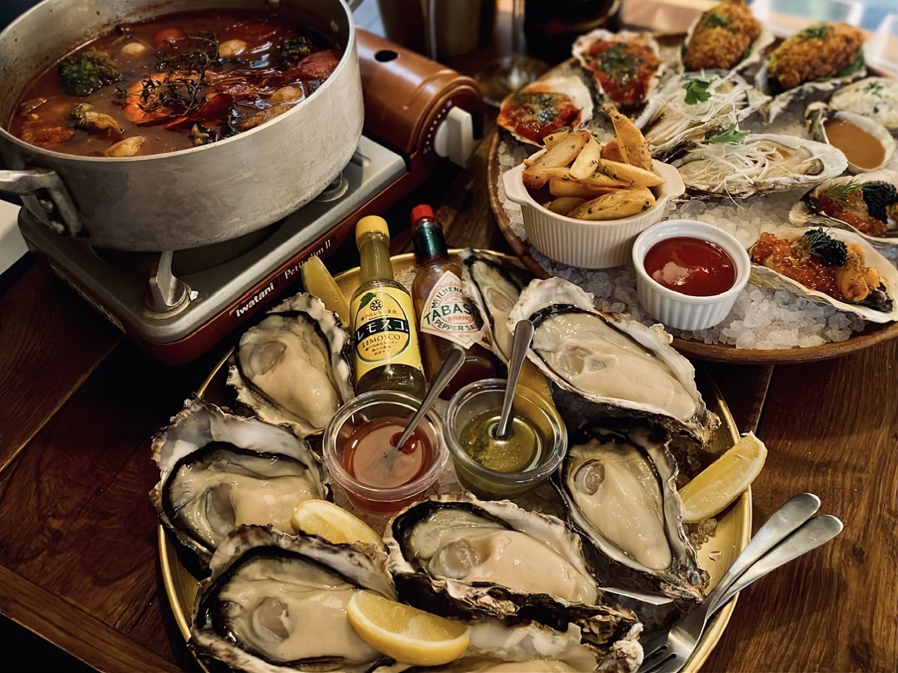 神楽坂の人気鰻専門店「鰻次郎」が“立ち飲み鰻茶屋”に進化