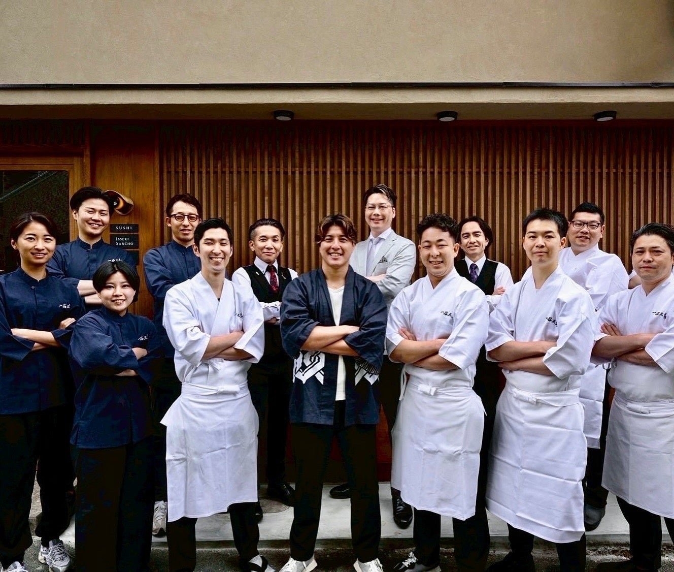 【6月1日発売】ROXY × SHOGUN BURGER コラボバーガーが登場!