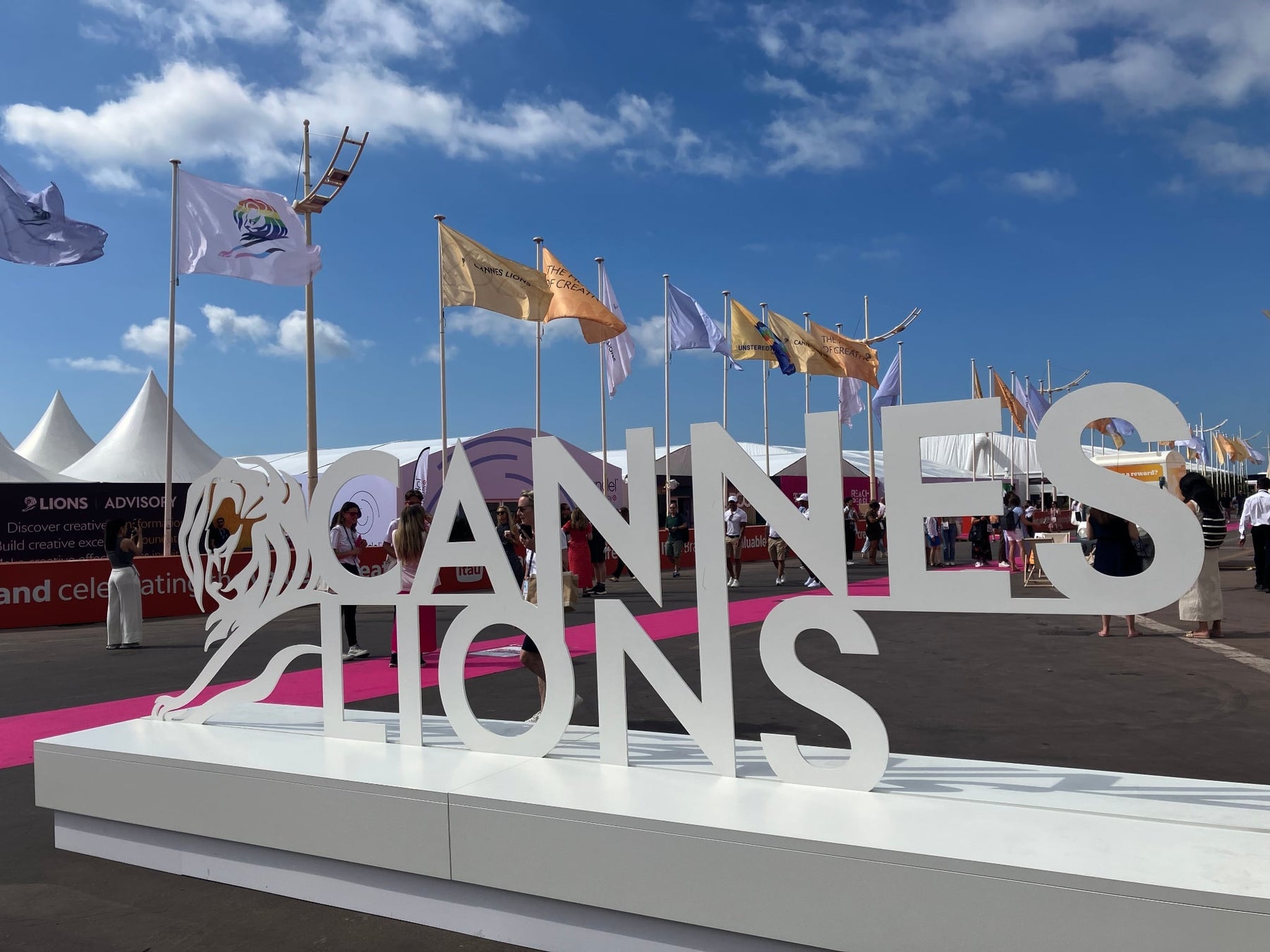 九州初！家具屋なのに日本茶が飲める店！？が門司にオープン