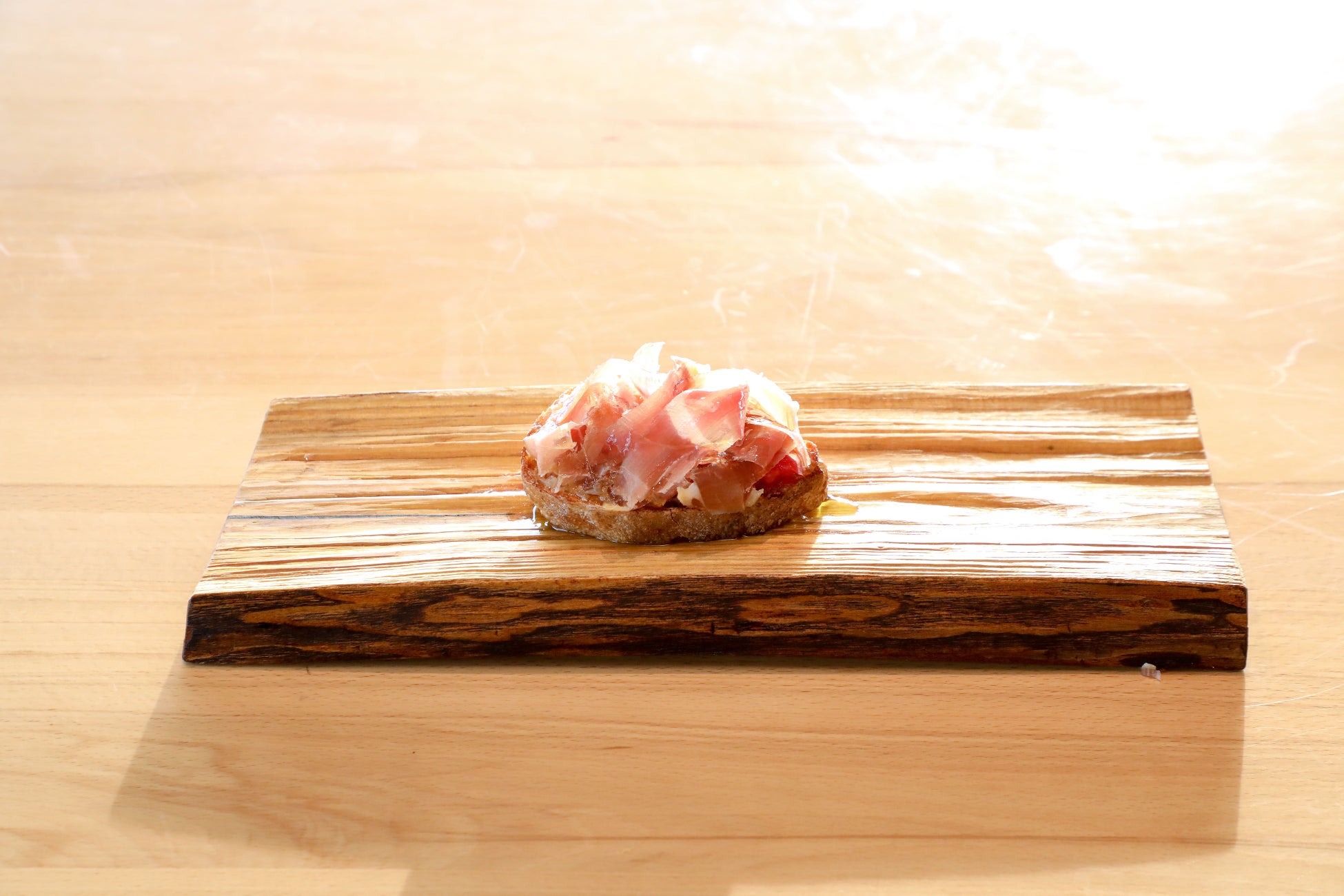 地獄の轟音に乾杯を。BREWDOG × SATANIC CARNIVAL 2025 初のコラボビール「SATANIC IPA」誕生！