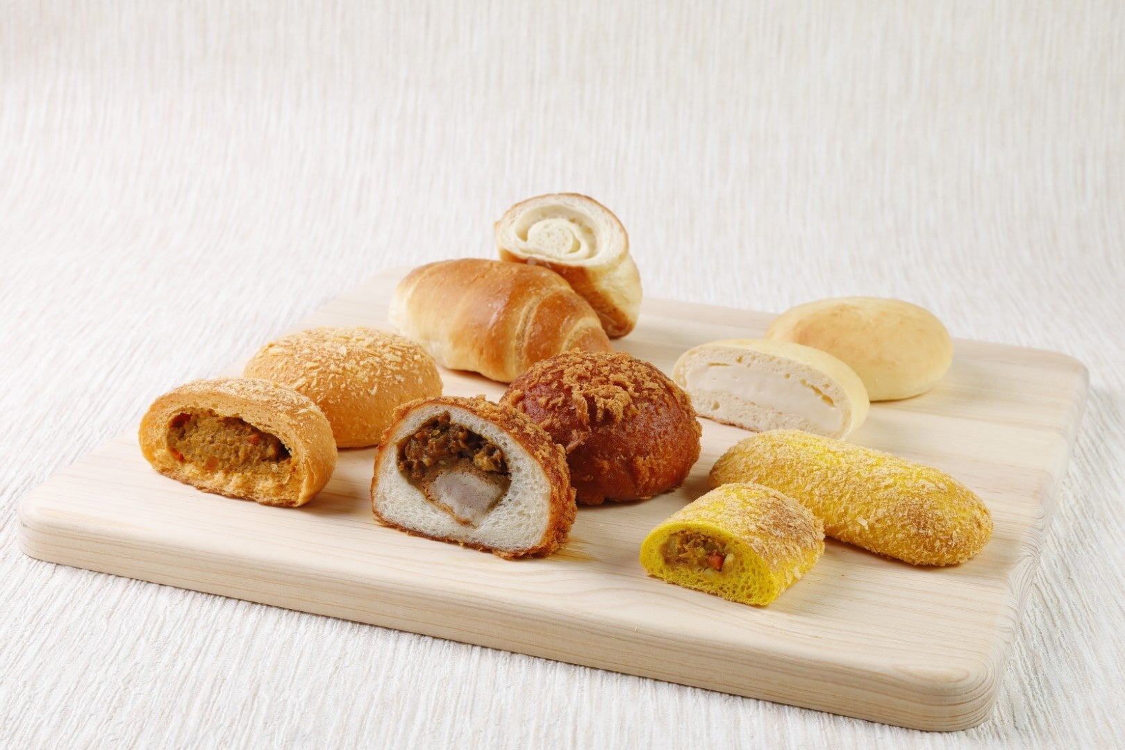 暑い夏を乗り切るごちそうパンが大集結！ブレッツェル専門店『Brezeria(ブレッツェリア)』にて「MY SUMMER BREAD（サマブレ）」開催