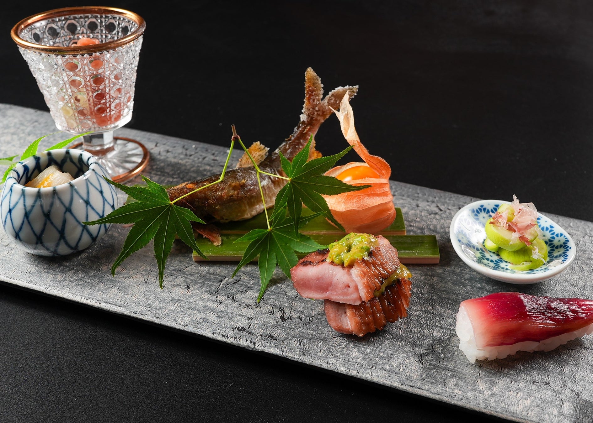 ワンちゃんも、もっとおいしいものが食べたーい ガリガリ君の家族、愛犬用アイス「ワンワン君」から 日本野菜ソムリエ協会主催「全国いちご選手権」3年連続、最高金賞品種 「あまりんいちご」登場※1