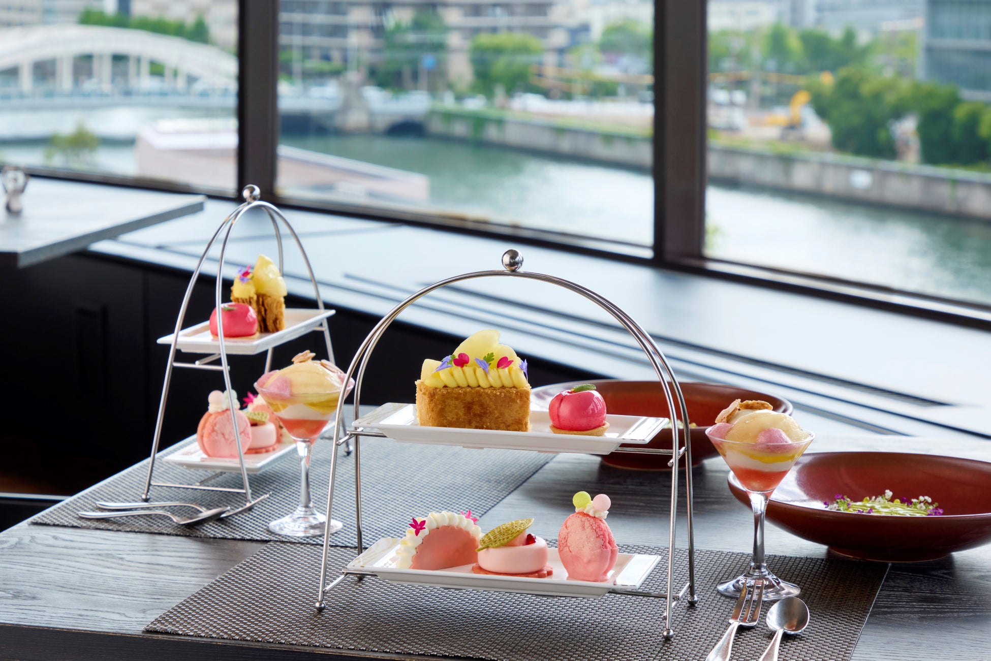 【都シティ 大阪本町】8月6日はHALOW(ハロウ)の日!一夜限りのディナーブッフェに5周年記念「HALOW蒸籠タワー」が登場― 5th Anniversary Fair 第2弾 ―