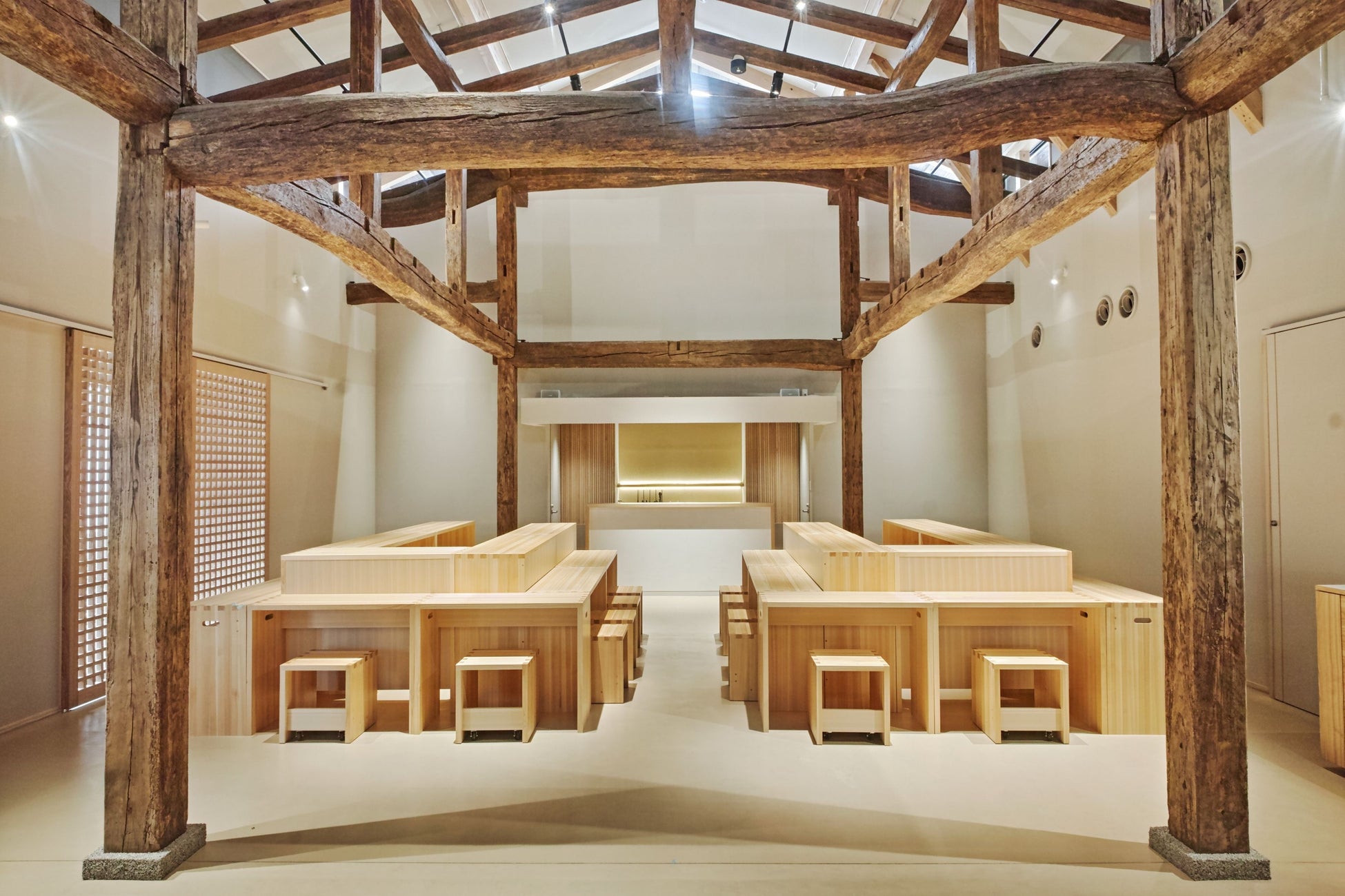 【愛知県岡崎市】 最大【500円分】が誰にでもついてくる！施設利用中サービス・商品に使用できる新サービス「221クーポン」スタート