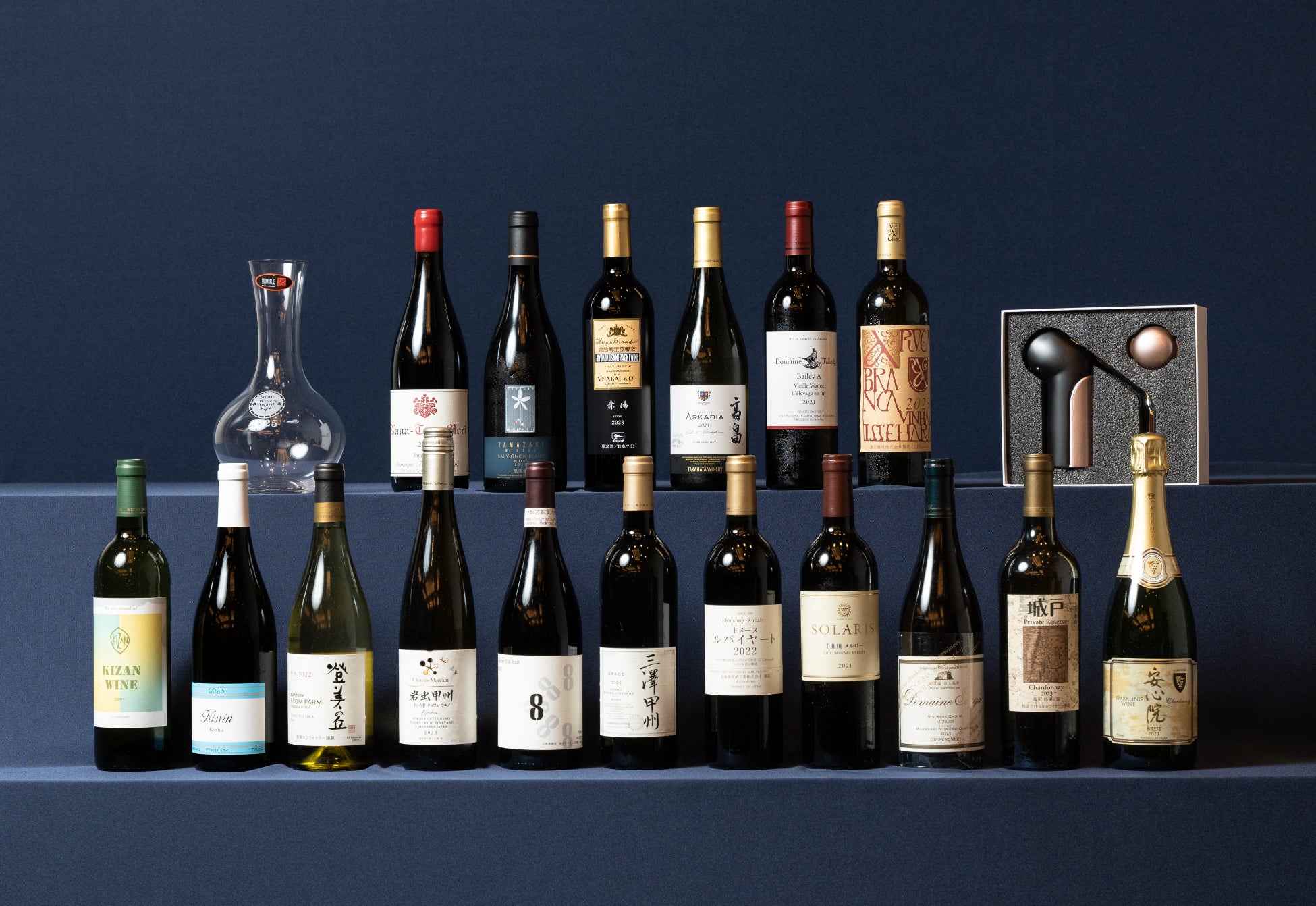 つま先立ち主婦・屋代まどかさんの半生を描いた、新WEB CM「大人の夢中に、エイ、エイ、ヨー！」篇 夢中（610）にちなんで、6月10日(火)より公開