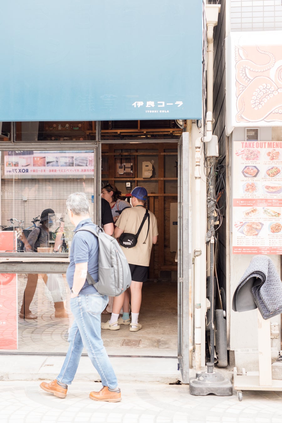 ジューシーなマンゴー果肉とミルクを合わせたフルーティーな新作ビバレッジ『マンゴー オレ』が6月11日（水）より登場！