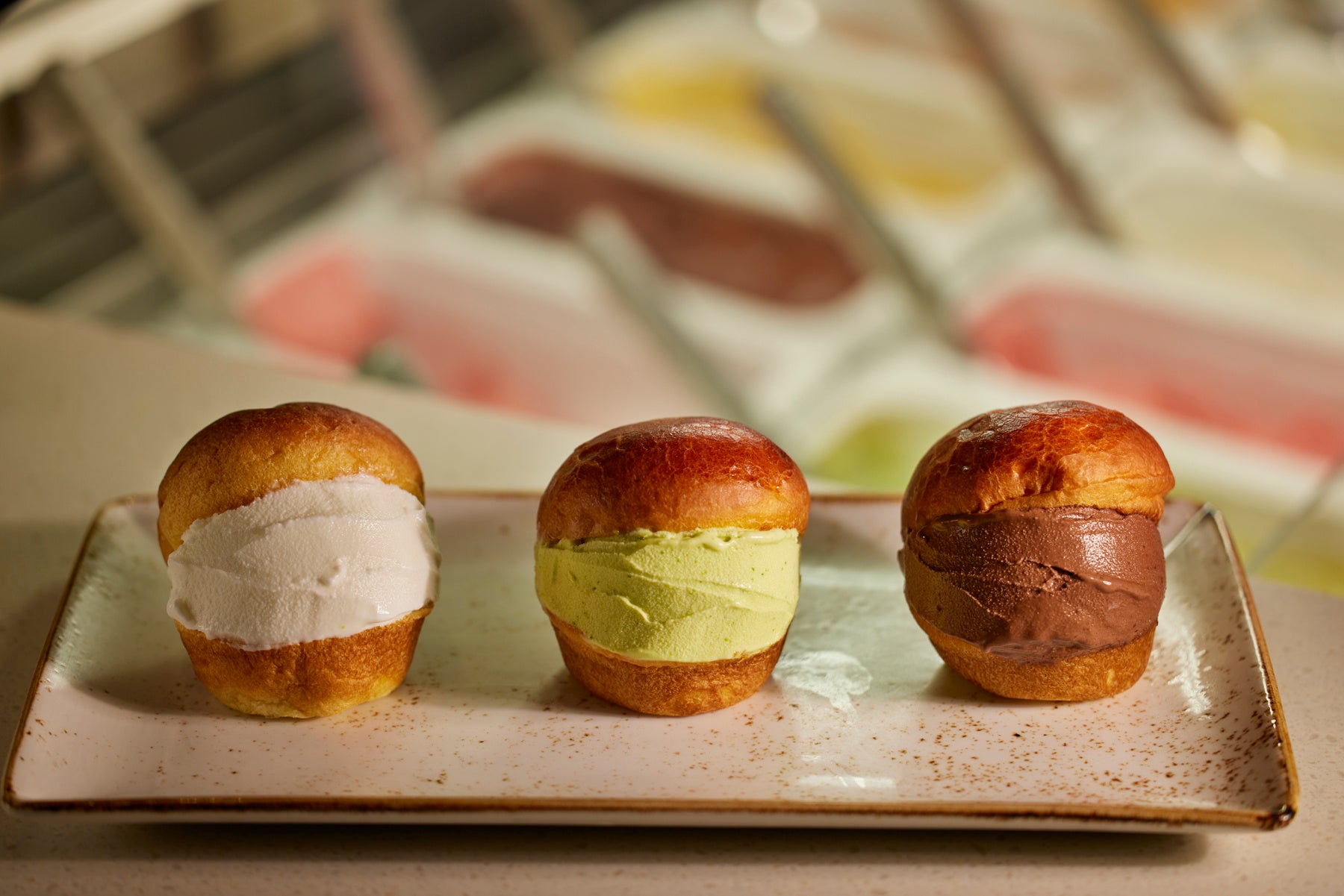 札幌のスープカレー文化を牽引し続ける名店「GARAKU」、連日行列の絶えない人気店の味が【グランドメルキュール札幌大通公園】の朝食ビュッフェに登場