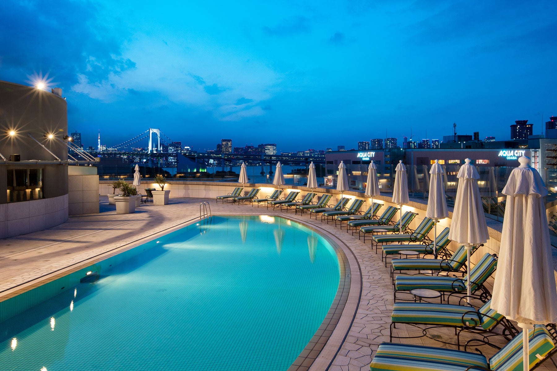 幻の鳥取ブランドすいかを天然氷と味わう、究極のかき氷が誕生！