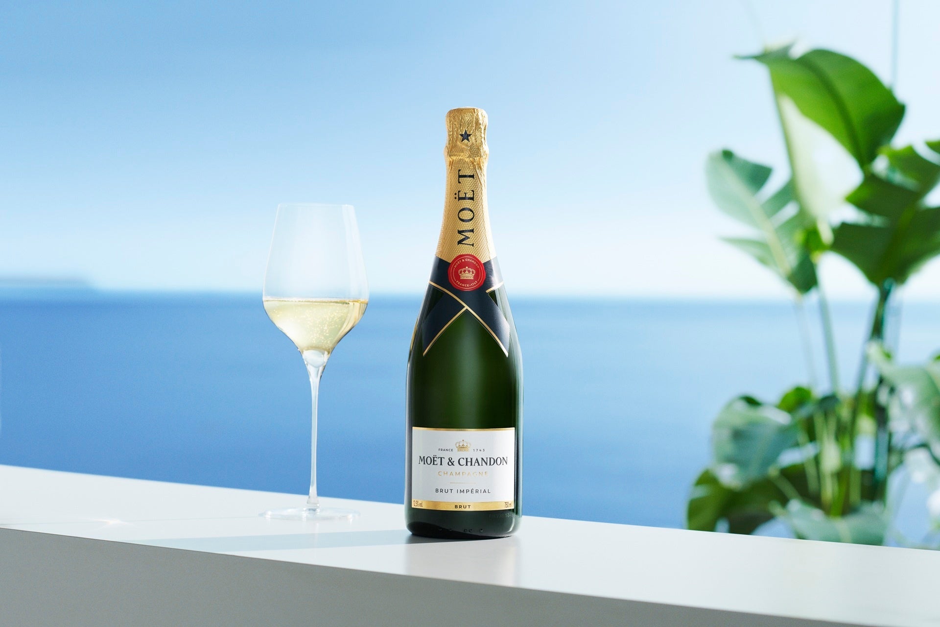 胃袋が歓喜する背徳の祭典！ネットカフェDiCEで“背徳飯フェア”開催