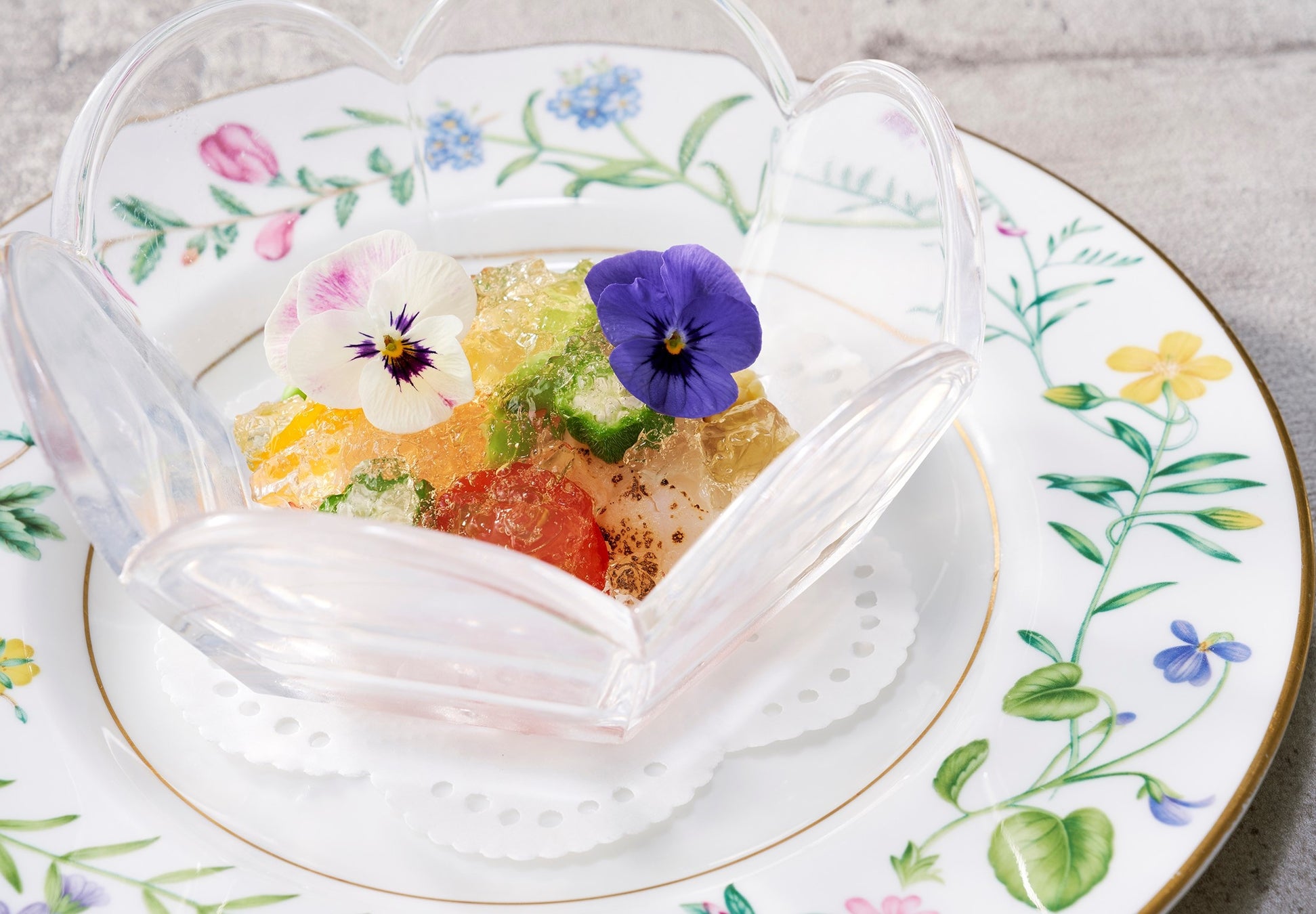 【新・手ぶらBBQ】お肉ガッツリ派も、ヘルシー派も大満足！この夏、赤坂のテラス空間に新BBQプランが登場 ～バネバグース赤坂見附店～