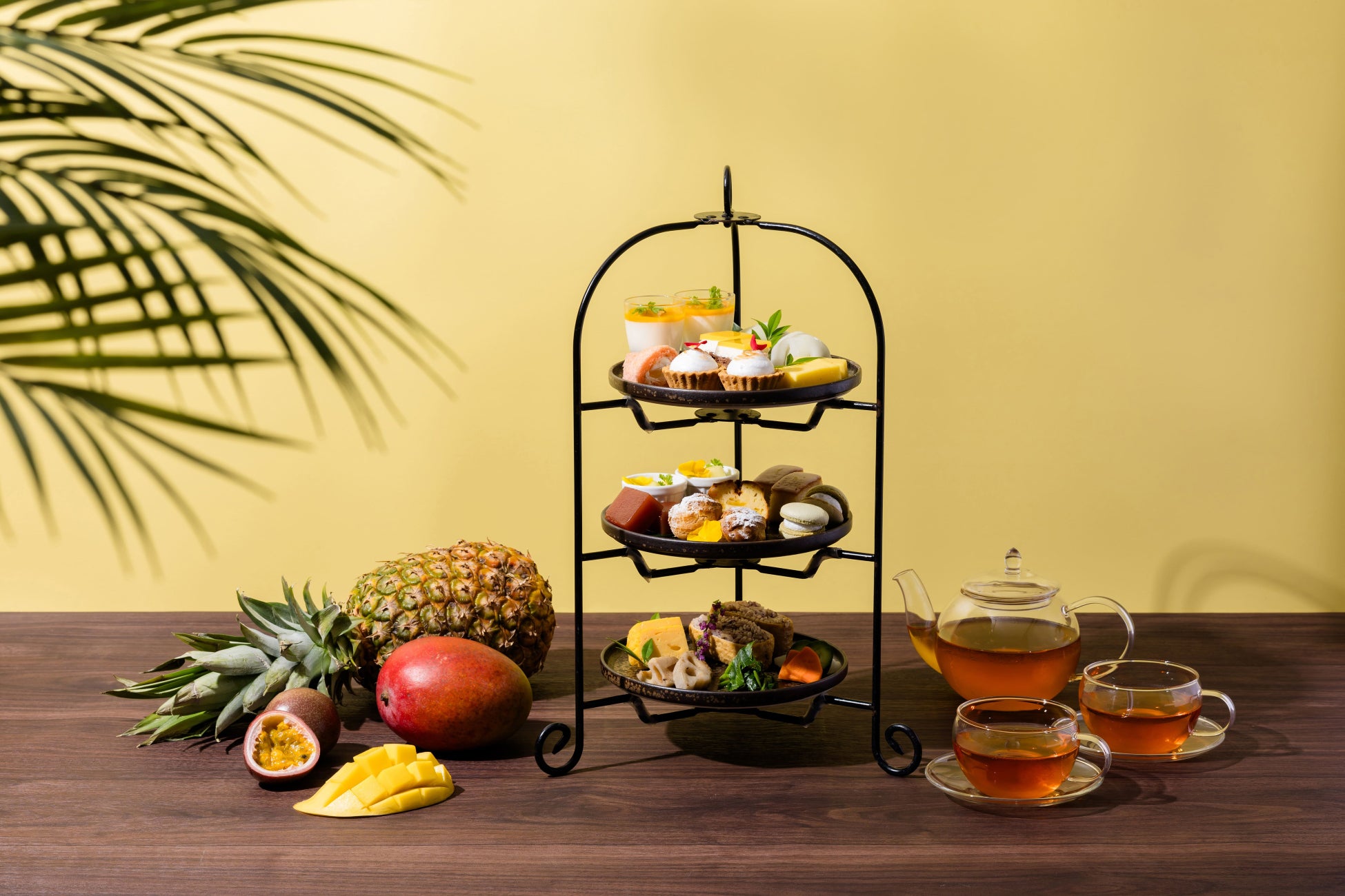 「刺激的なフェア」はじまります。ビリビリ!辛いパスタ。スースー!のチョコミント。パチパチ!のラムネなど刺激的な夏のメニューが大集合