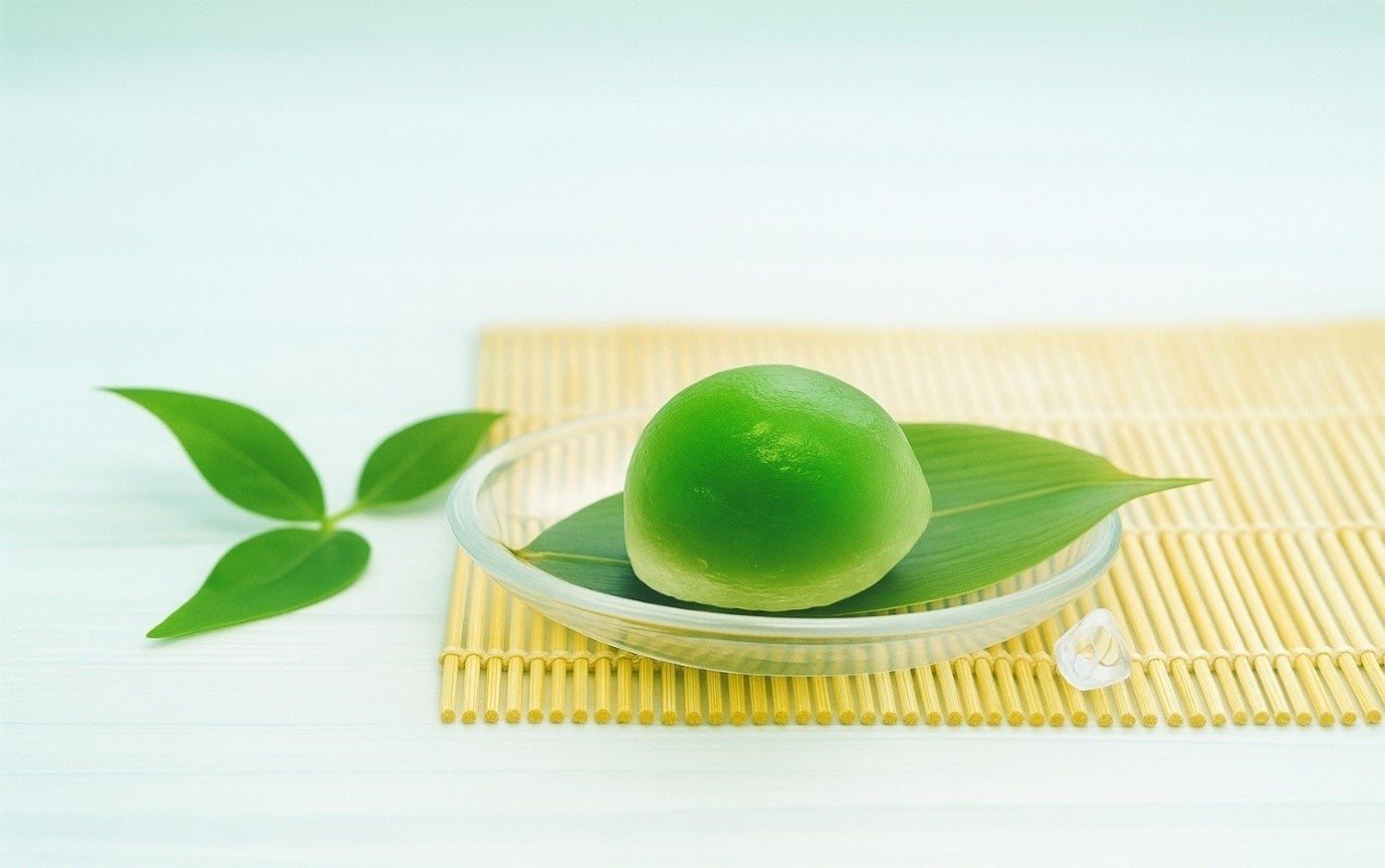 あづみの茶胡蝶庵 代表銘茶「胡蝶の夢」 新茶への切り替えに伴い、パッケージデザインを一新して販売開始!