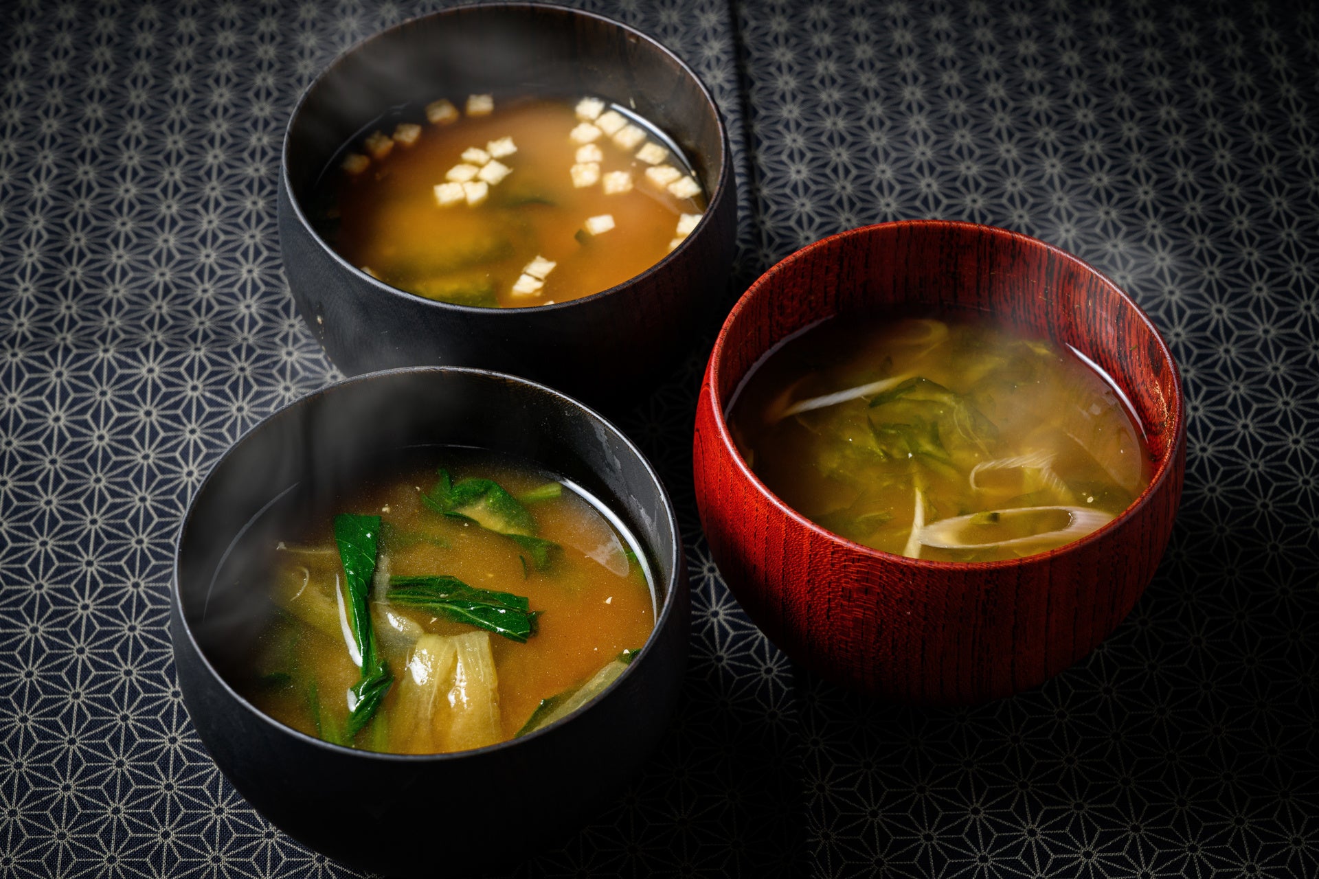 シャンパーニュ メゾン「ルイナール」：訃報