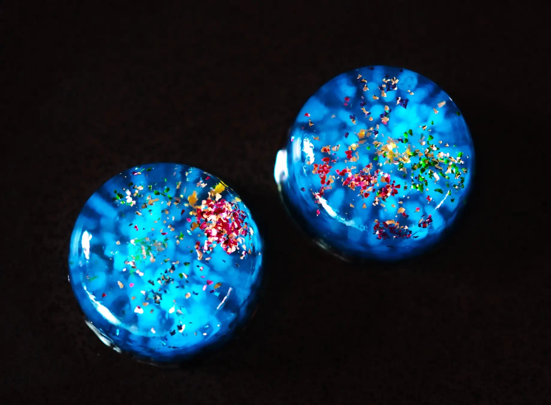 “食べる天の川“が登場！　星降る夜に、願いを込めて、7月7日【七夕1日限定】 「金平糖メロンパン」販売!