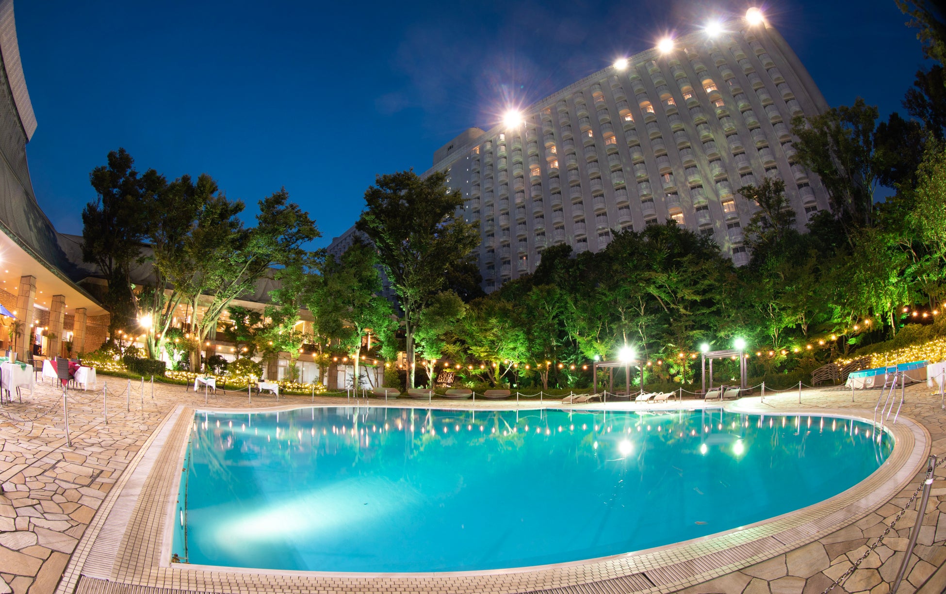 神戸旧居留地の洋館サロン「Salon15 TOOTH TOOTH 旧神戸居留地十五番館」で、涼やかに味わう夏のアフタヌーンティー。7月3日(木)より。