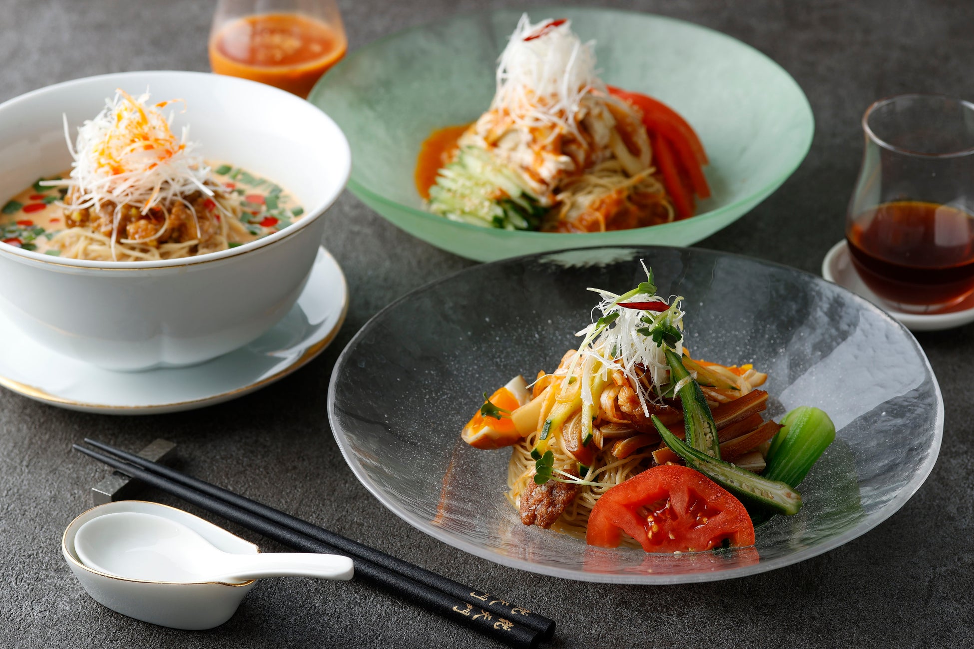 『たべっ子どうぶつLAND』新メニュー大公開！「たべっ子どうぶつ」初の“ビスケット風に描かれた”どうぶつさんグッズや、史上最長！きりんさんのなが〜い首をイメージした高さ約35cmのパフェが新登場！