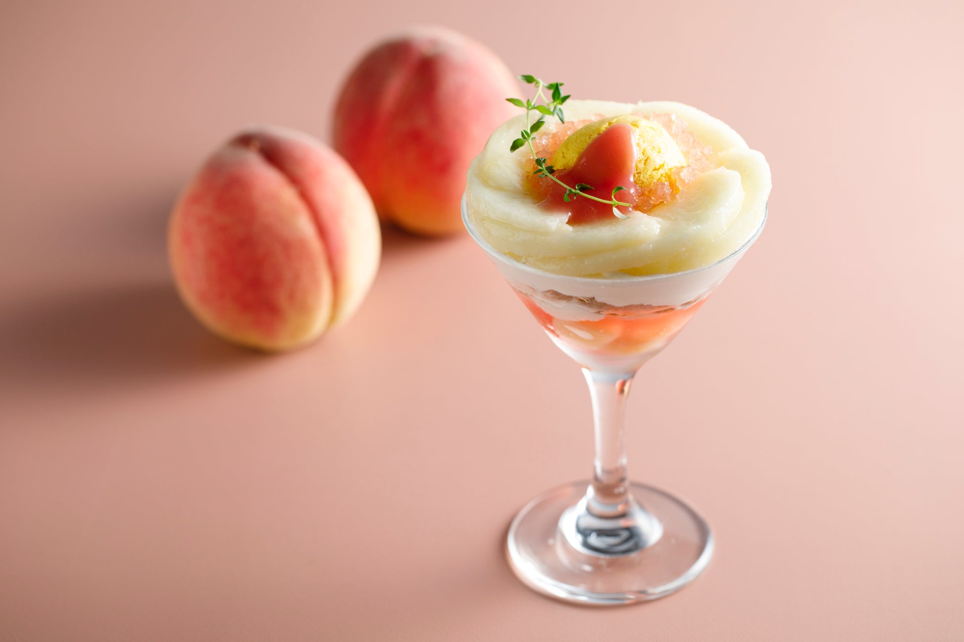 夏の自由が丘で、ひまわりとショコラにときめくティータイム。 カフェ ベルアメールの夏期限定のアフタヌーンティー、パフェが7/1(火)より登場。