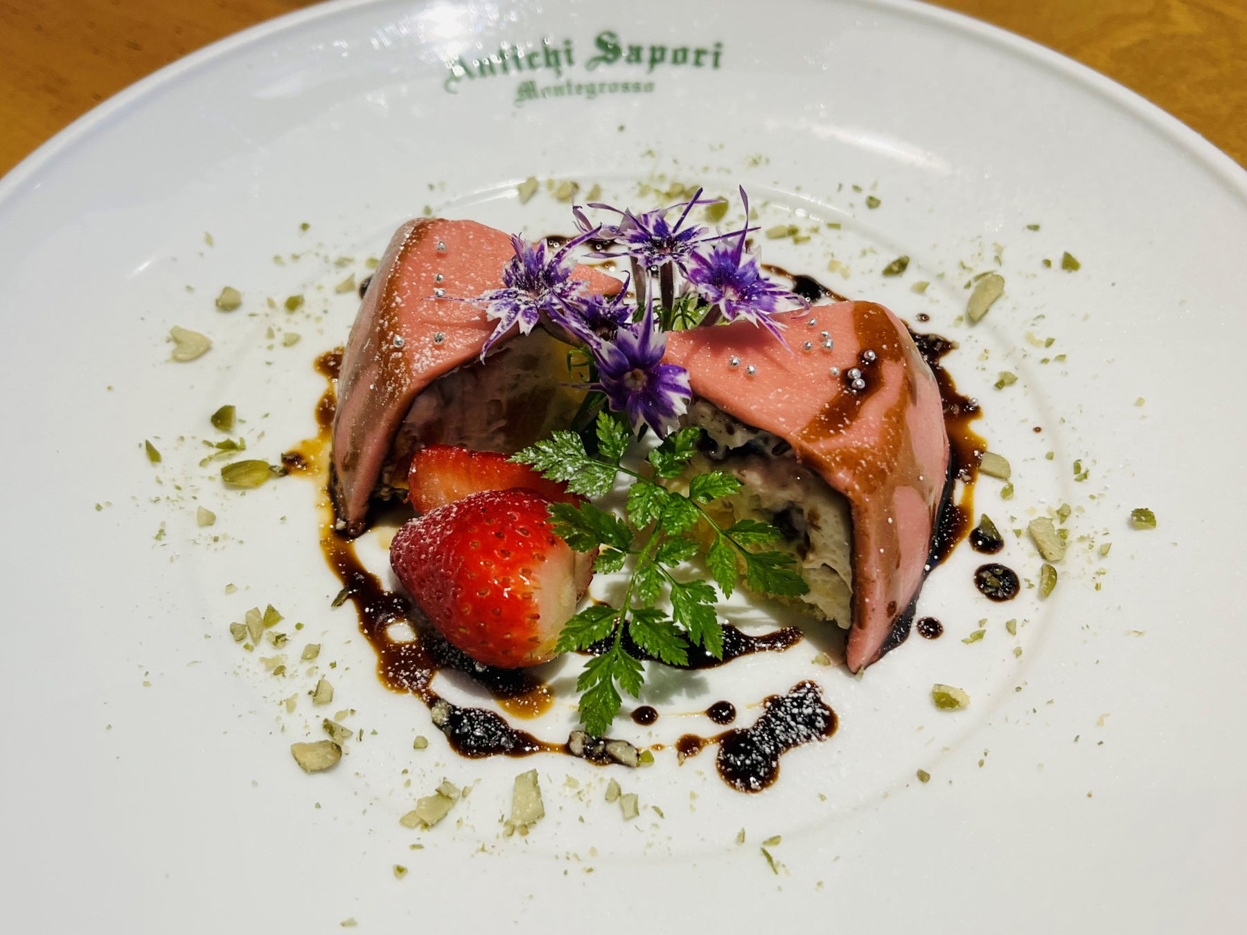 【期間限定】生ドーナツ専門店「WeLoveDonut」から熱い夏にぴったりの二種のカレードーナツが新登場！