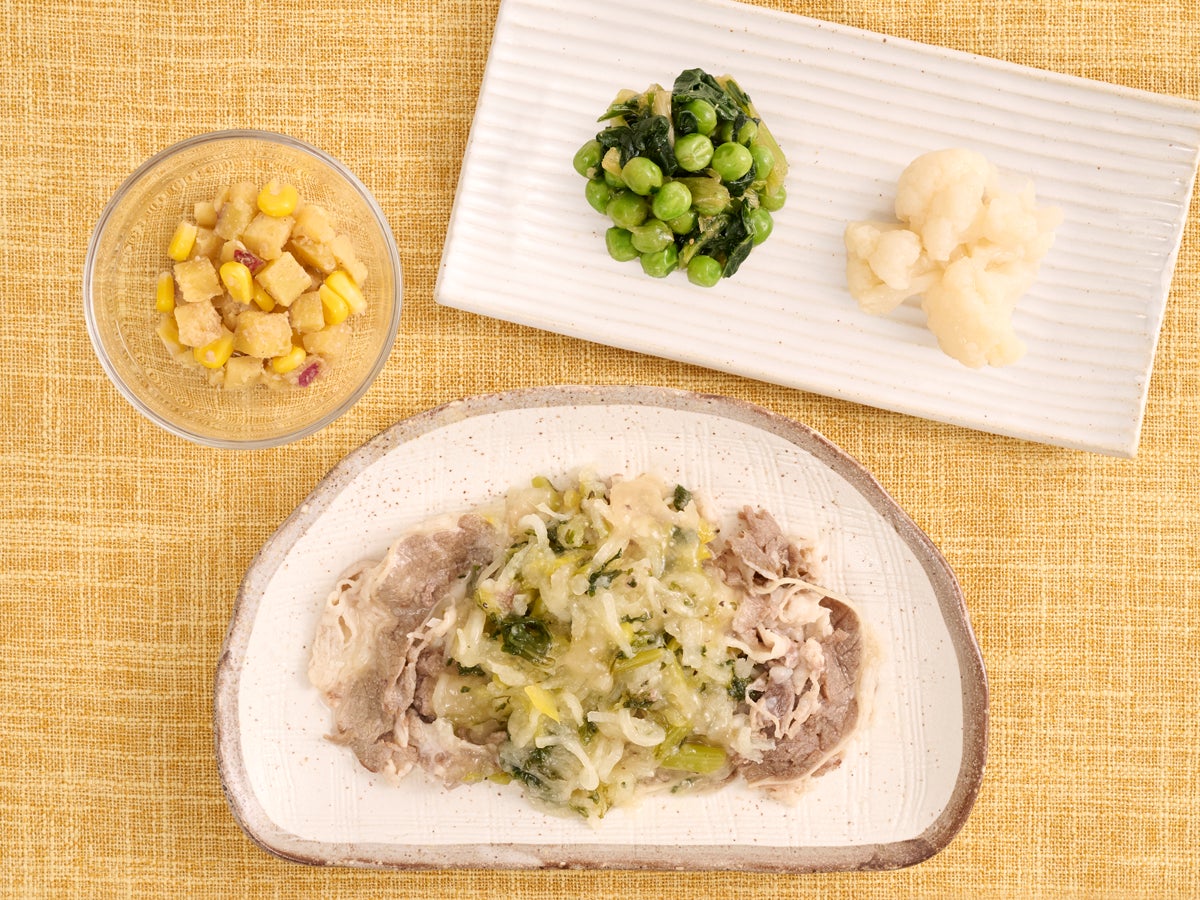 黒酢の爽やかな酸味と芳醇なかおりが食欲をそそる「特製黒酢にんにく豚トロ」が7月1日(火)に新登場