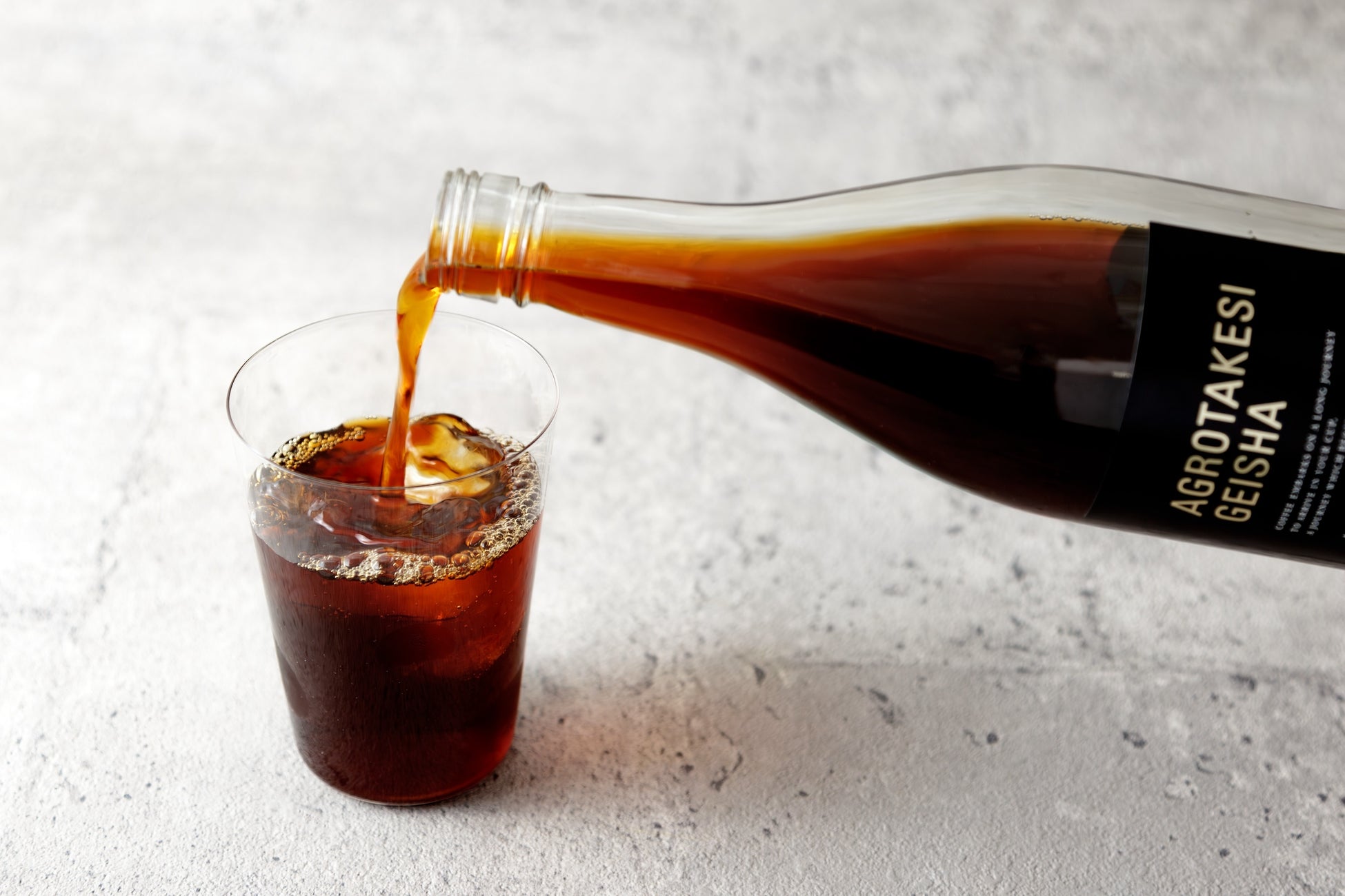 『アサヒスーパードライ 生ジョッキ缶 示温インキデザイン缶』8月5日から数量限定発売