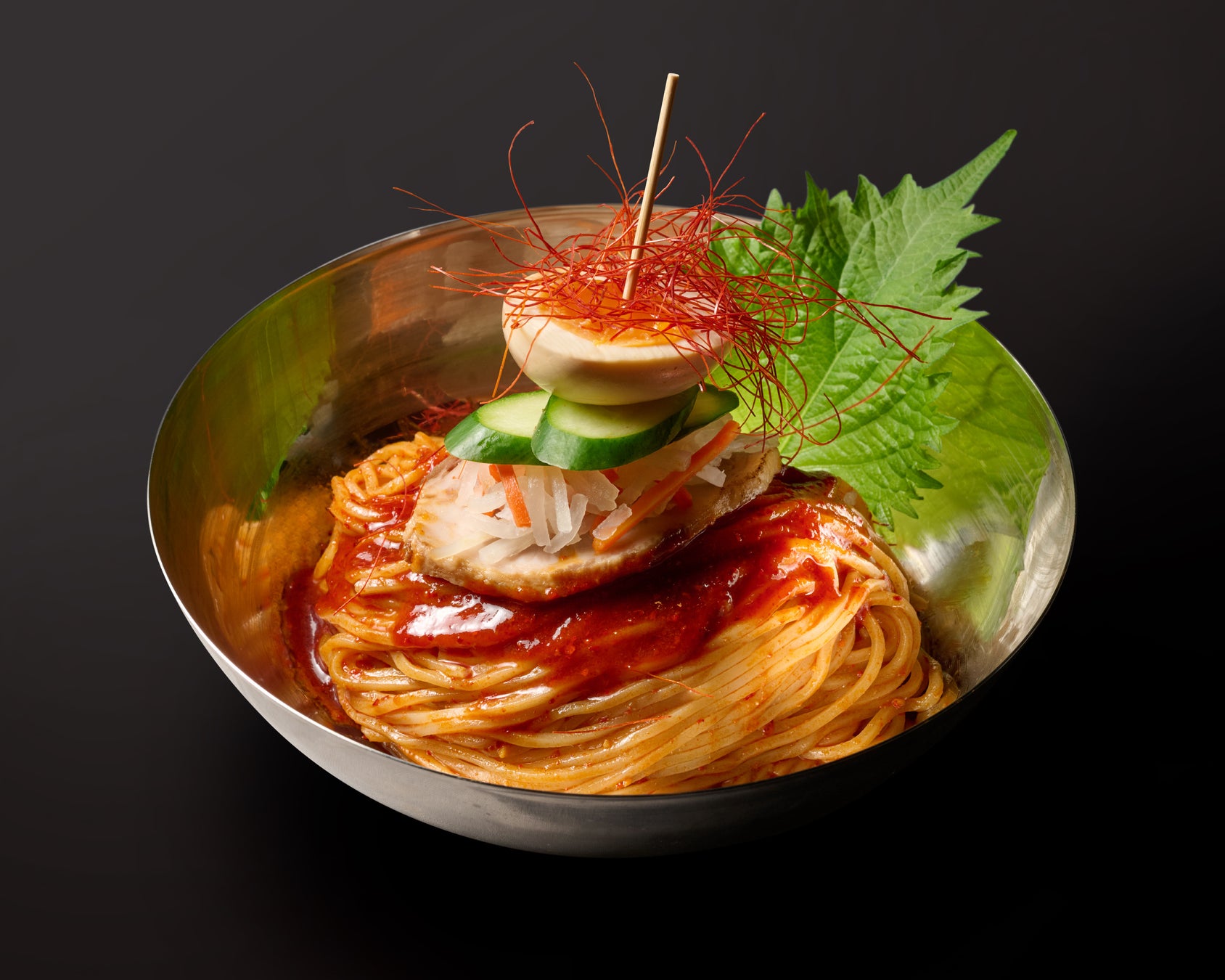 【愛知・瀬戸】BBQサイトが夏仕様にリニューアル！風鈴・提灯・冷感演出で快適空間、さらにナイトBBQは花火もプレゼント♪最大60名収容で貸し切りや団体利用も歓迎♪ウッドデザインパーク瀬戸