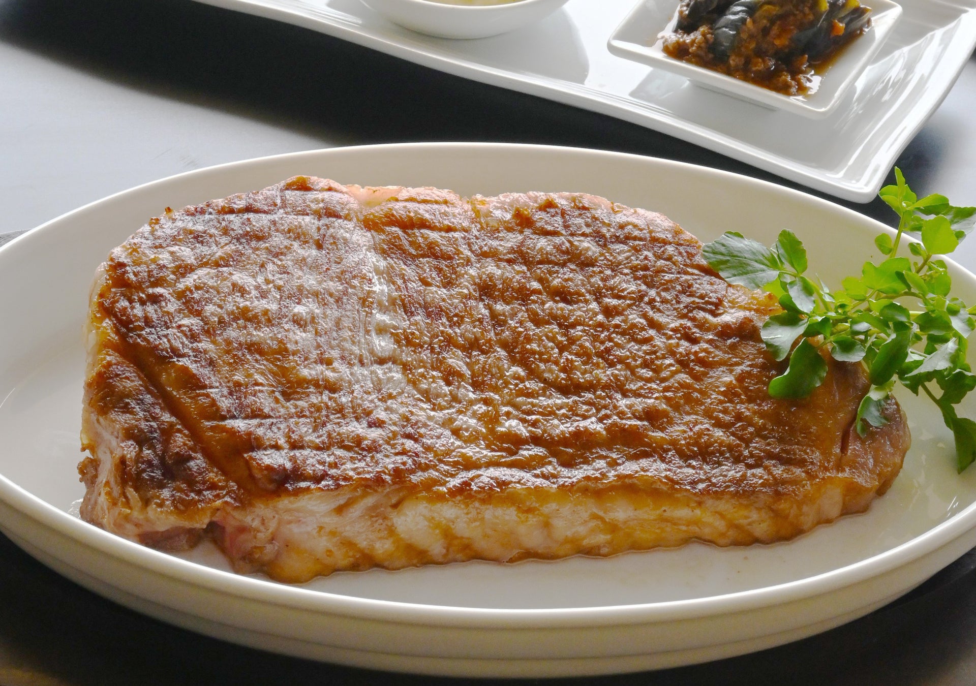 【焼鳥ダイニング いただきコッコちゃん】旨さ全開!追いタレ演出のレバニラや、夏こそ楽しみたいレモンタルタルザンギなど全5種類!夏の元気メニューが7月17日(木)から登場!