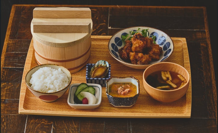 不動の人気「まぐろ」と「サーモン」がこの夏も主役に！『まぐろ・サーモンフェア』が7月15日(火)より開催