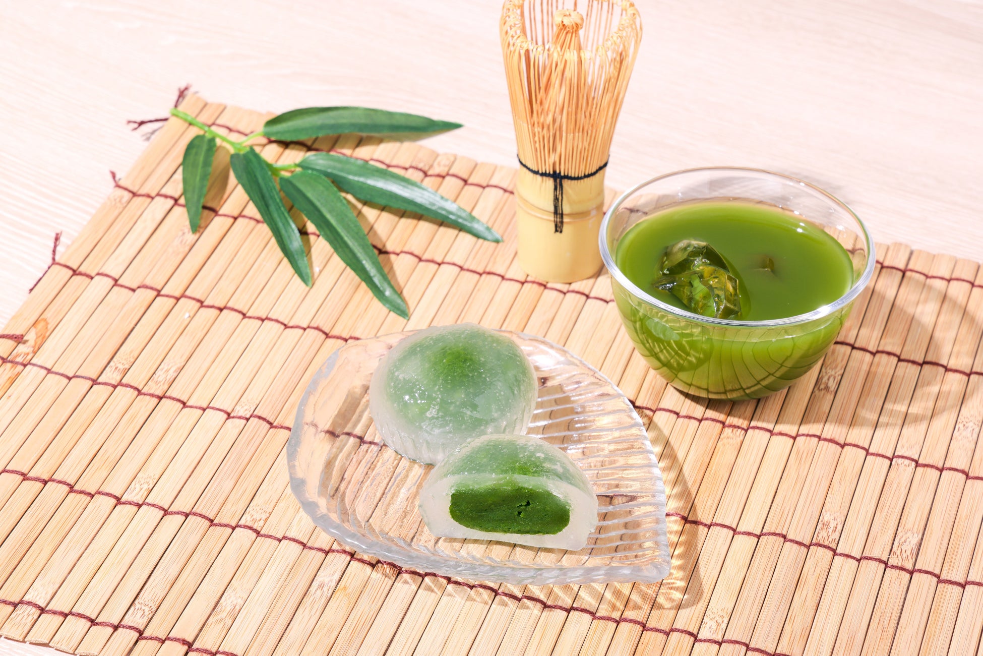 苺の美味しさ詰め込んだ至福のマシュマロスイーツ『ベイクドマロウ・バターマシュマロミルフィーユ ストロベリー』