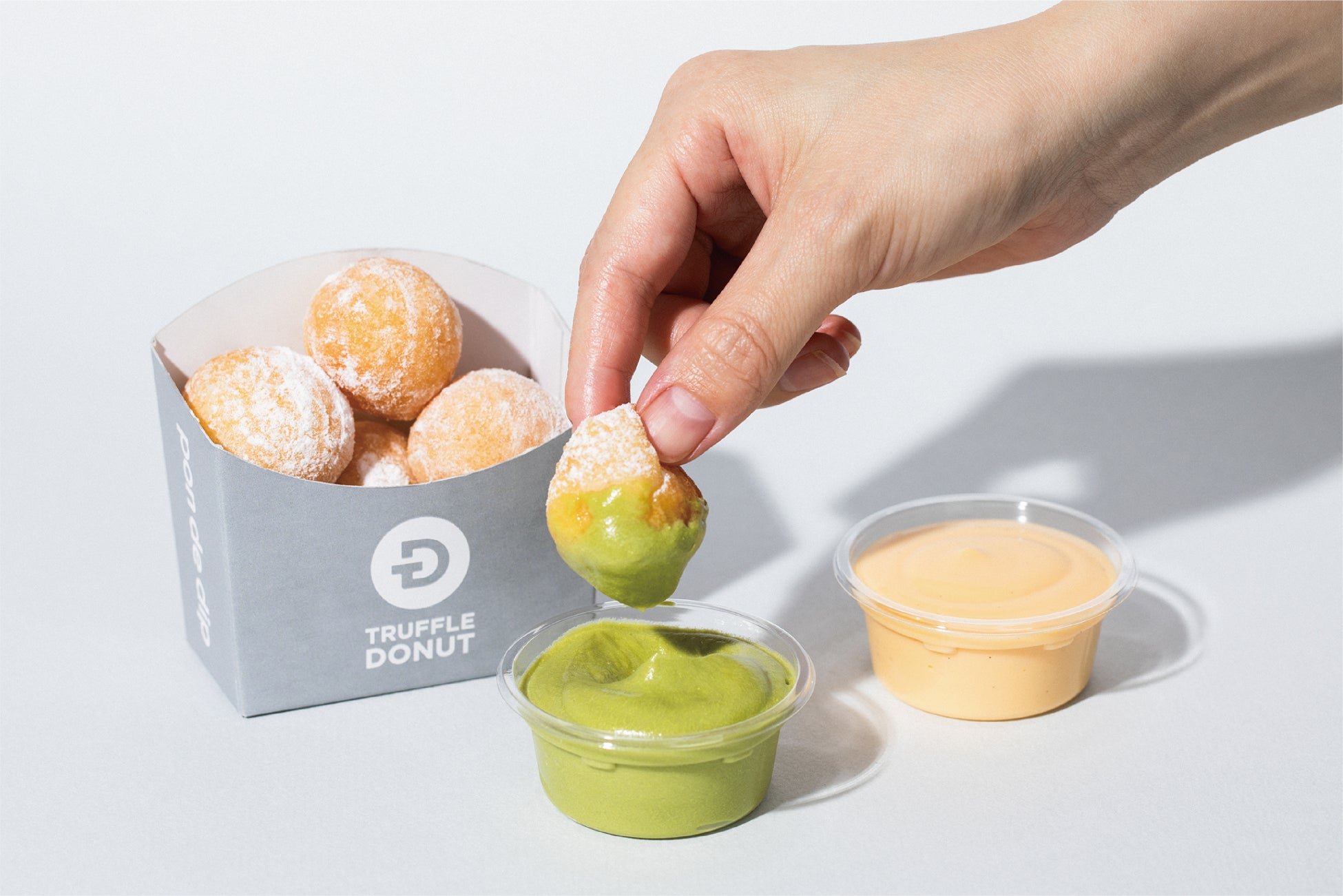 平日の新宿サザンテラスで優雅を楽しむランチタイム。ペッシェドーロ新宿店で平日ランチコースがスタート