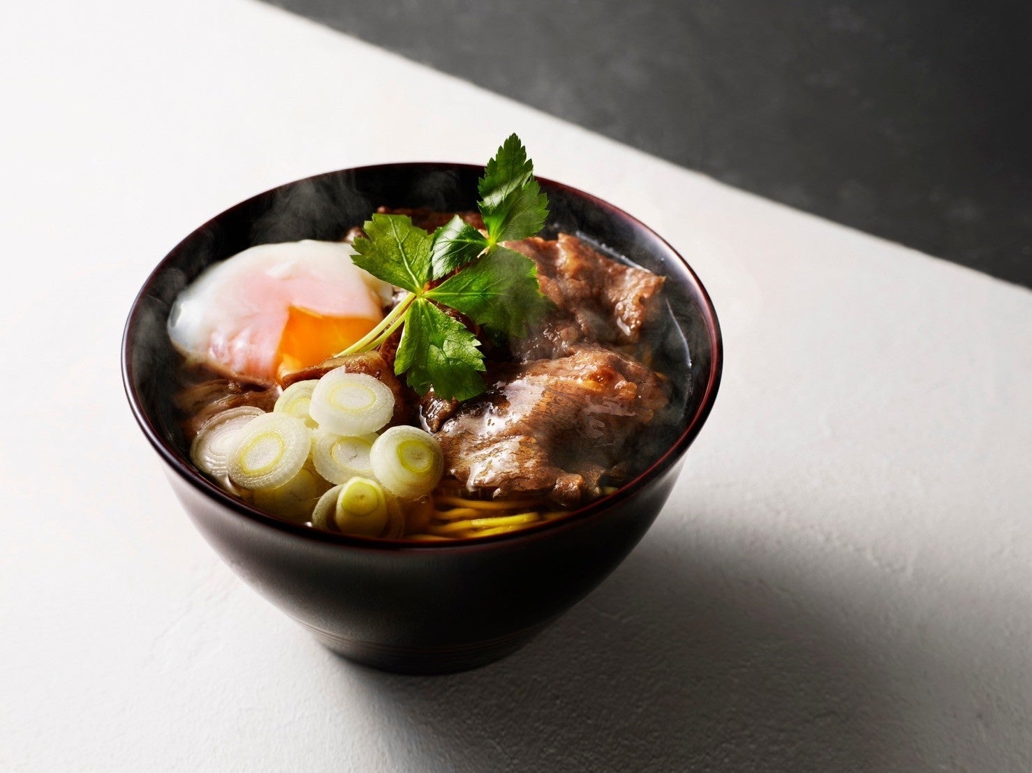 【タンメン トナリ】夏季限定「麻辣胡麻だれ冷しタンメン」販売！