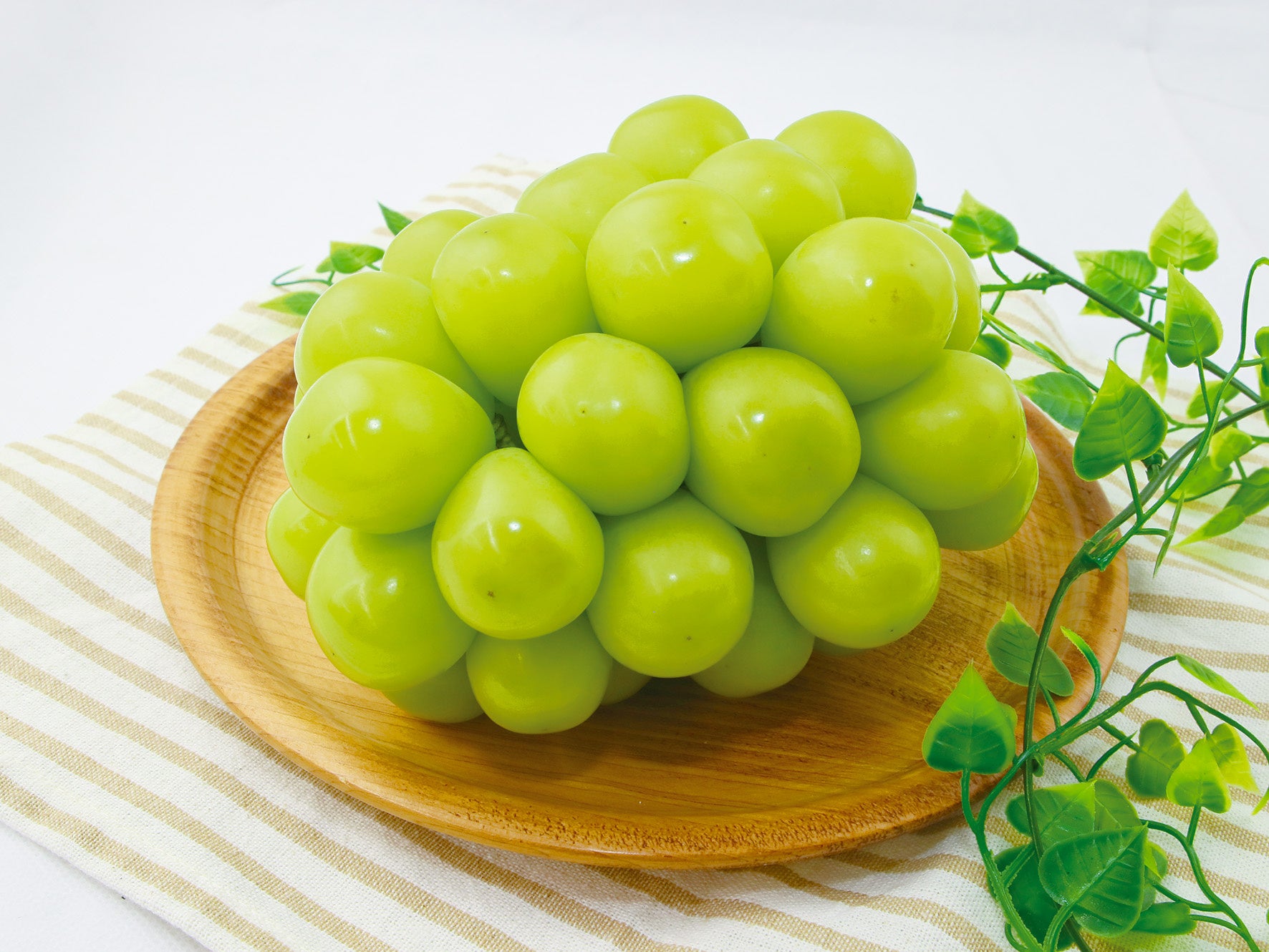 【2025大阪・関西万博】ミャクミャクのパッケージが目を引く公式ライセンス商品「EXPO2025 プチパンケーキ」新発売