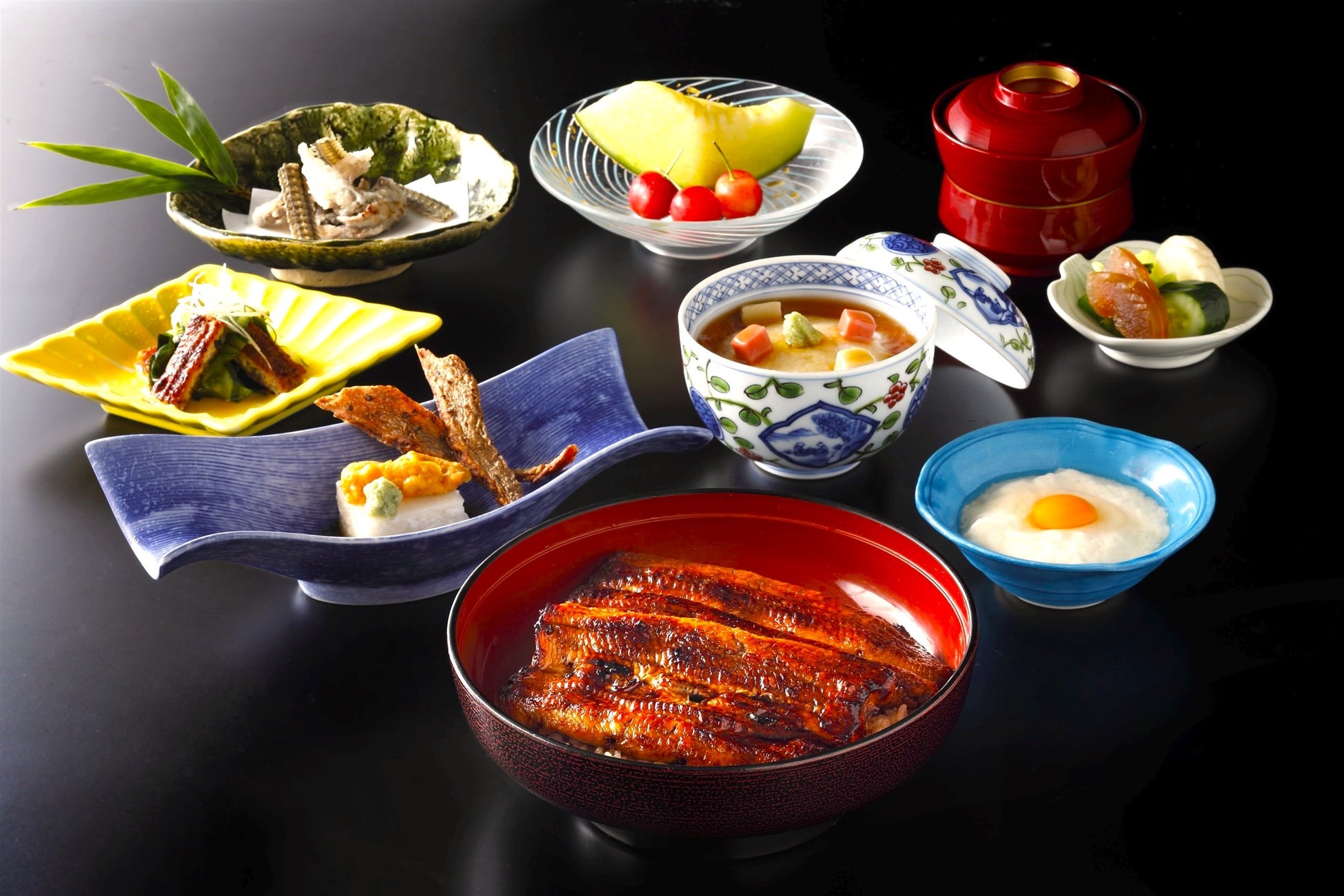 【夏のサンキュー価格!】高級寿司食べ放題が5,999円から3,900円に!夏休み限定の豪華な美食体験!【FUJIYAMA TOKYO 秋葉原本店】