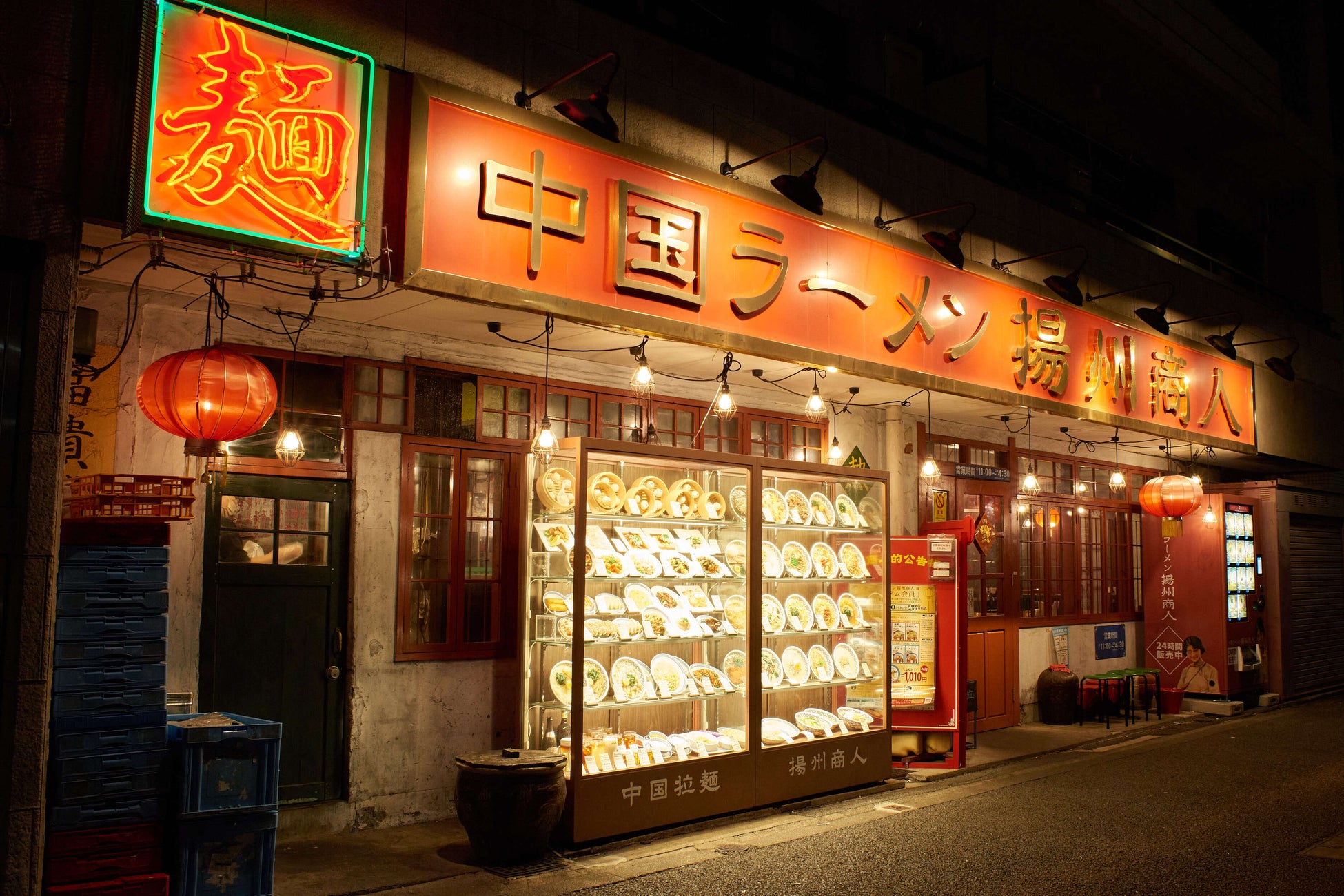 【テロワール】を楽しむ月替りの「生ガトーショコラ」。No.8は稲藁の和紙に包まれて。8月1日より限定登場 。