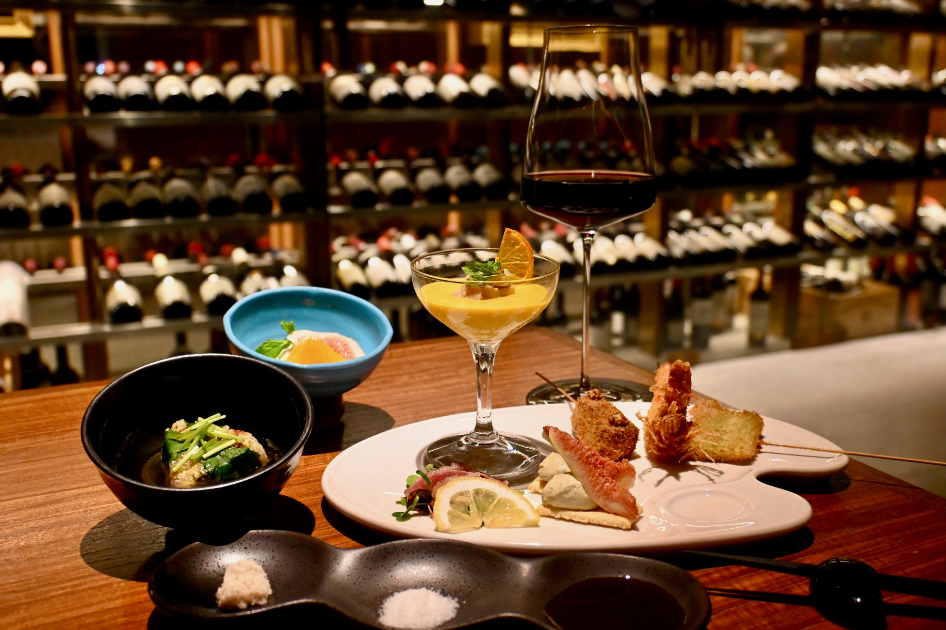 オンアース、「HANZO 自動発注」と「HANZO 原価分析」の利用を開始