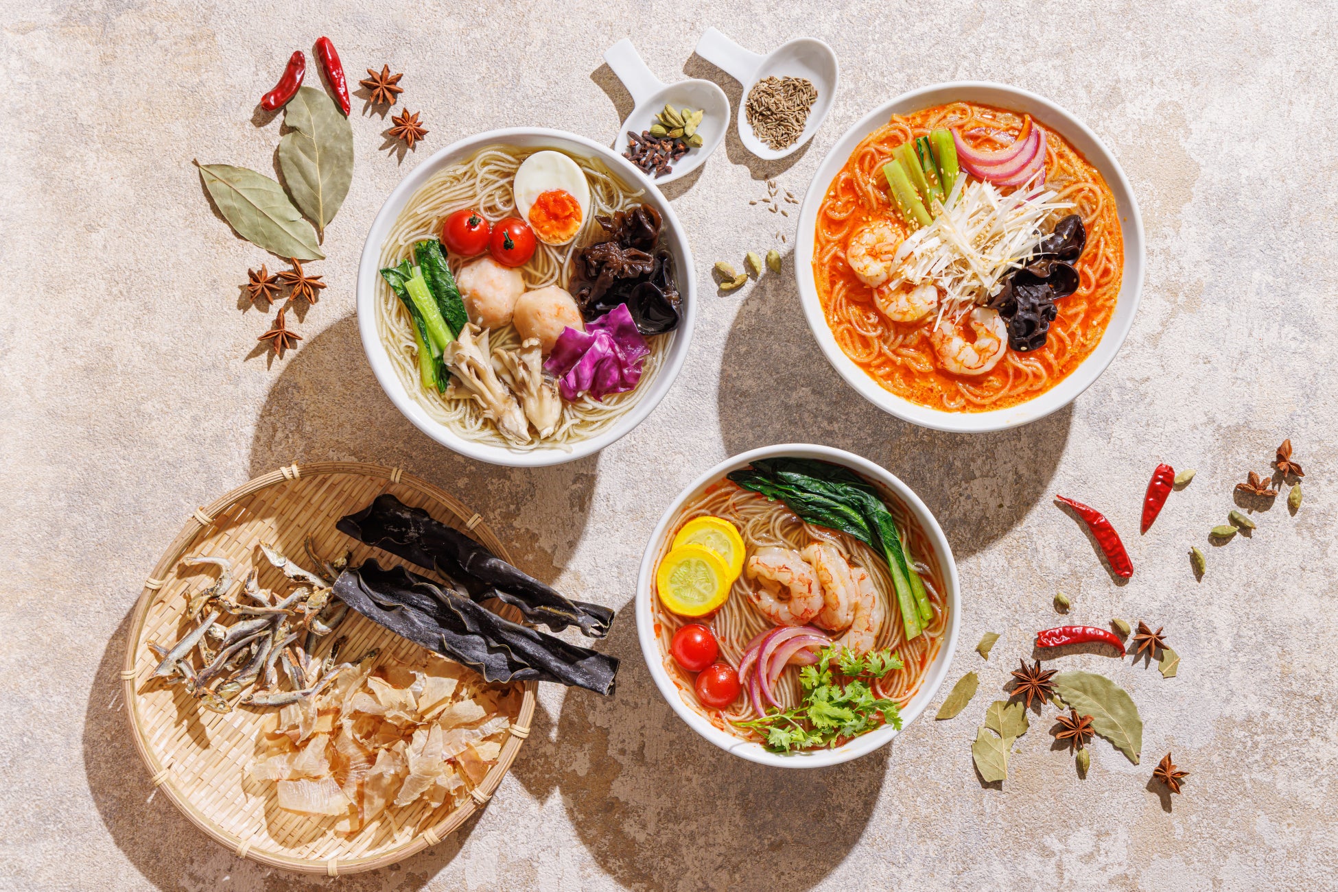 本格叉焼専門店【叉焼春(チャーシューメイ)】から極上のお中元ギフト6種が登場!伝統製法で焼き上げる職人の味を、大人気点心とともにアトリエから直送。2025年7月より発売開始