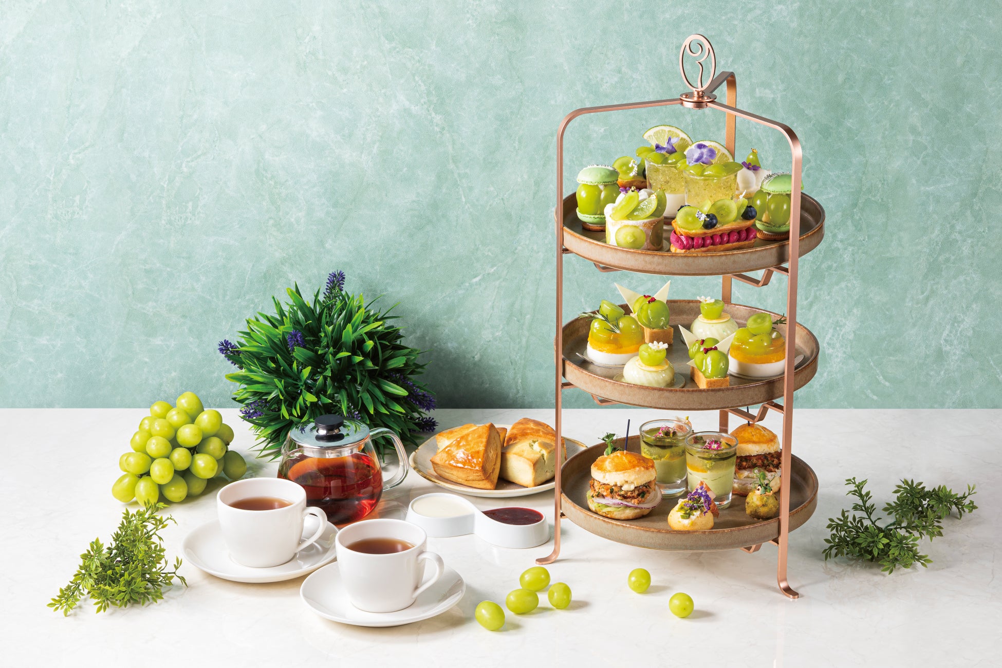 STPRメンバーの誕生日を“おそろいケーキ”でお祝いできる！アニバーサリーケーキがSTPRファミリー×スイパラプロジェクトの第4弾に登場！