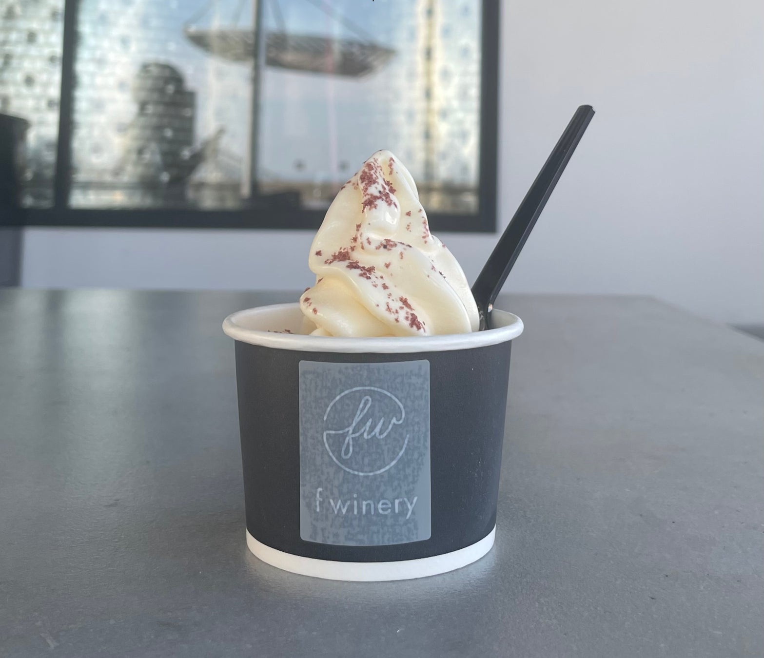 クックハウス×SHIBUYA109阿倍野店×高校生によるコラボ商品　「かわいい×おいしい」を叶えた、学生の夢のメロンパン誕生！6色の“りぼんメロンパン”８月８日限定販売