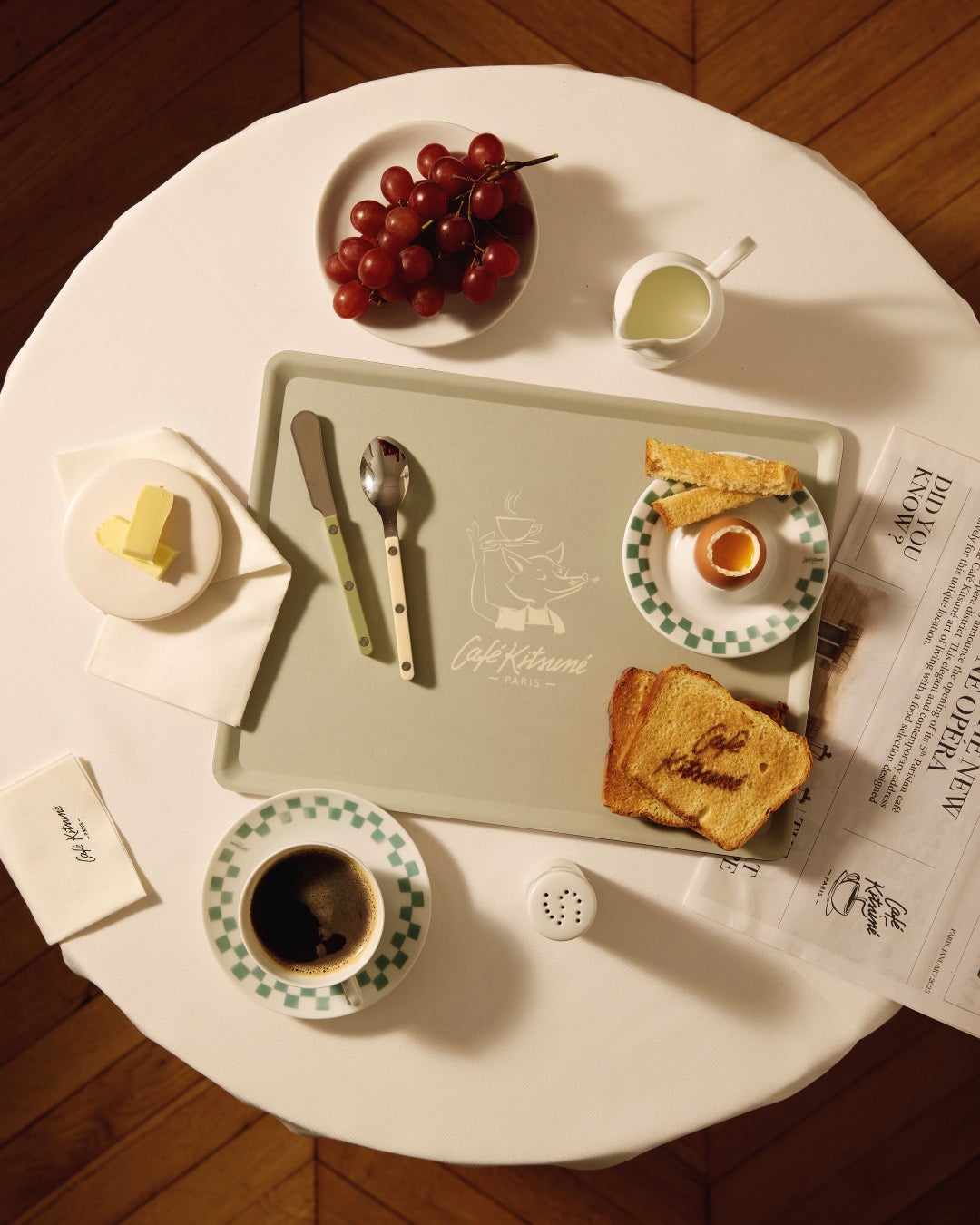 秋元真夏が山形県で尾花沢すいかを収穫! シャリ感と甘さが魅力の夏すいかにかぶりつく