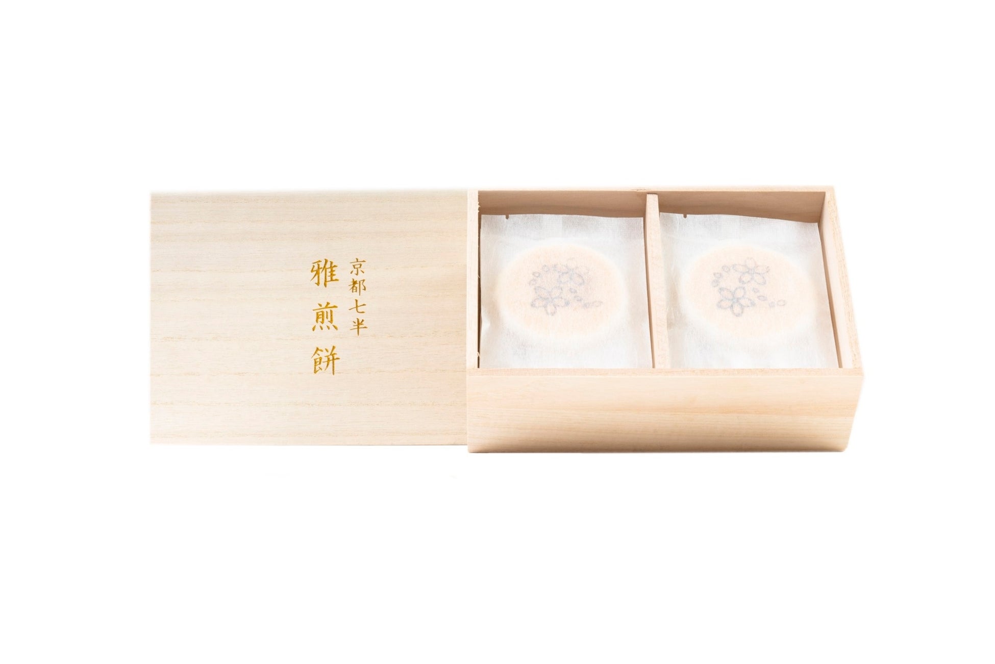 食の世界の「あきらめ」や「当たり前」をクリエイティブの力で乗りこなす フード・コレクティブ TETOTETO inc. から、ぶどうの皮を活用したアップサイクルブランド「ぶどうのワンピース」が発売。