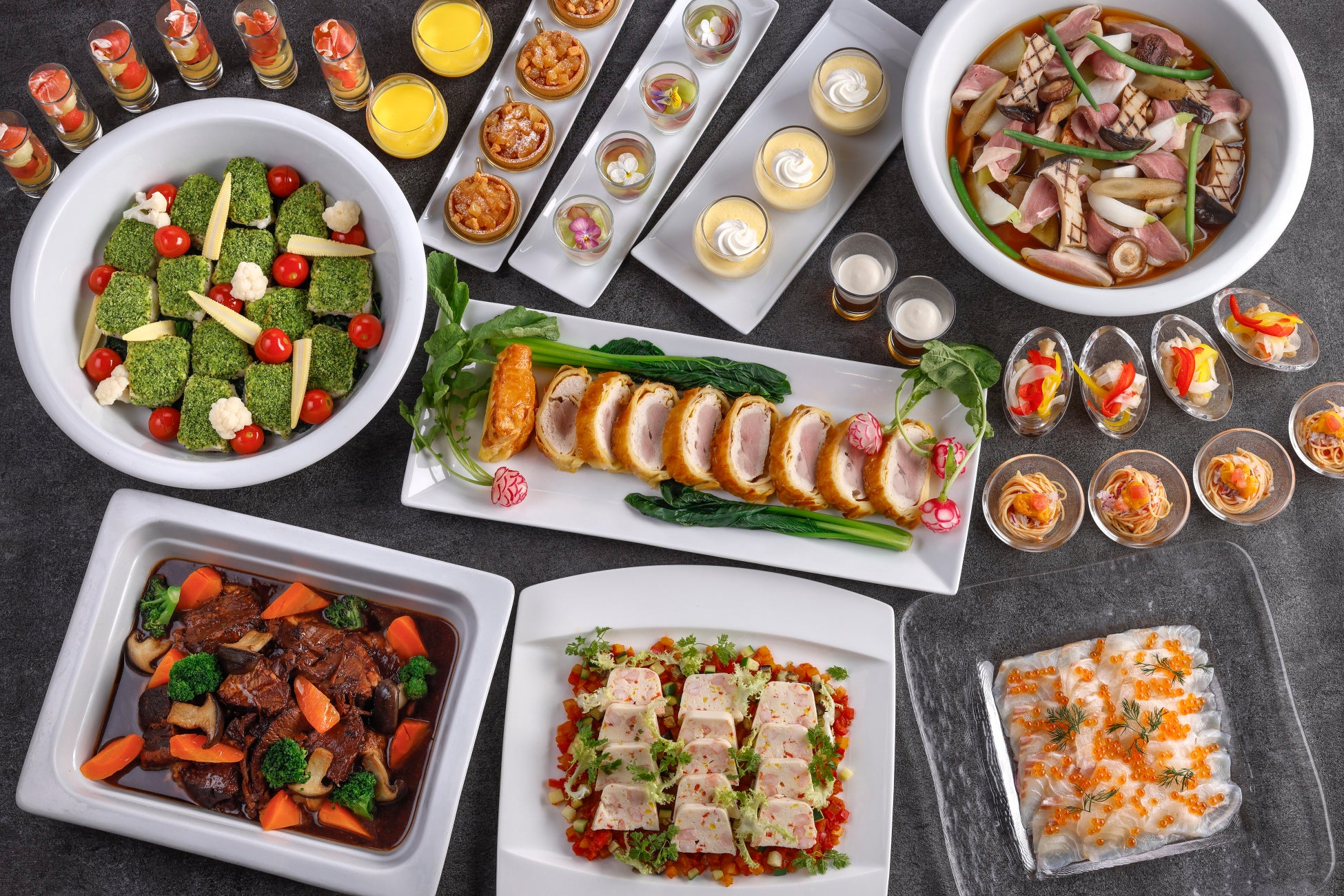 ハイアット セントリック 金沢 | シャインマスカットやルビーロマン、香り豊かな味覚が満載!「葡萄づくしのアフタヌーンティー」