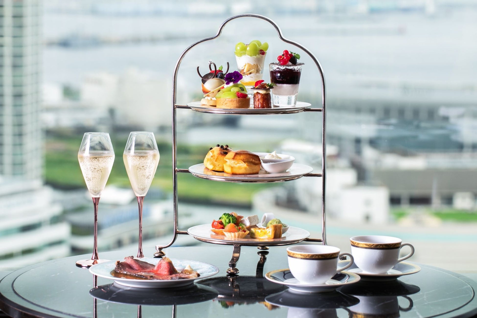 話題の「GF RAMEN LAB 大阪・関西万博店」で新たなテイクアウトメニューが登場!驚きのグルテンフリーメニューは、なんと焼そば!?