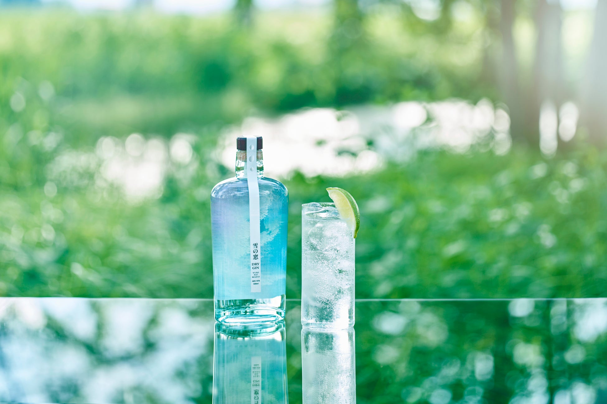 「コミックマーケット106」における暑さ対策で氷を販売