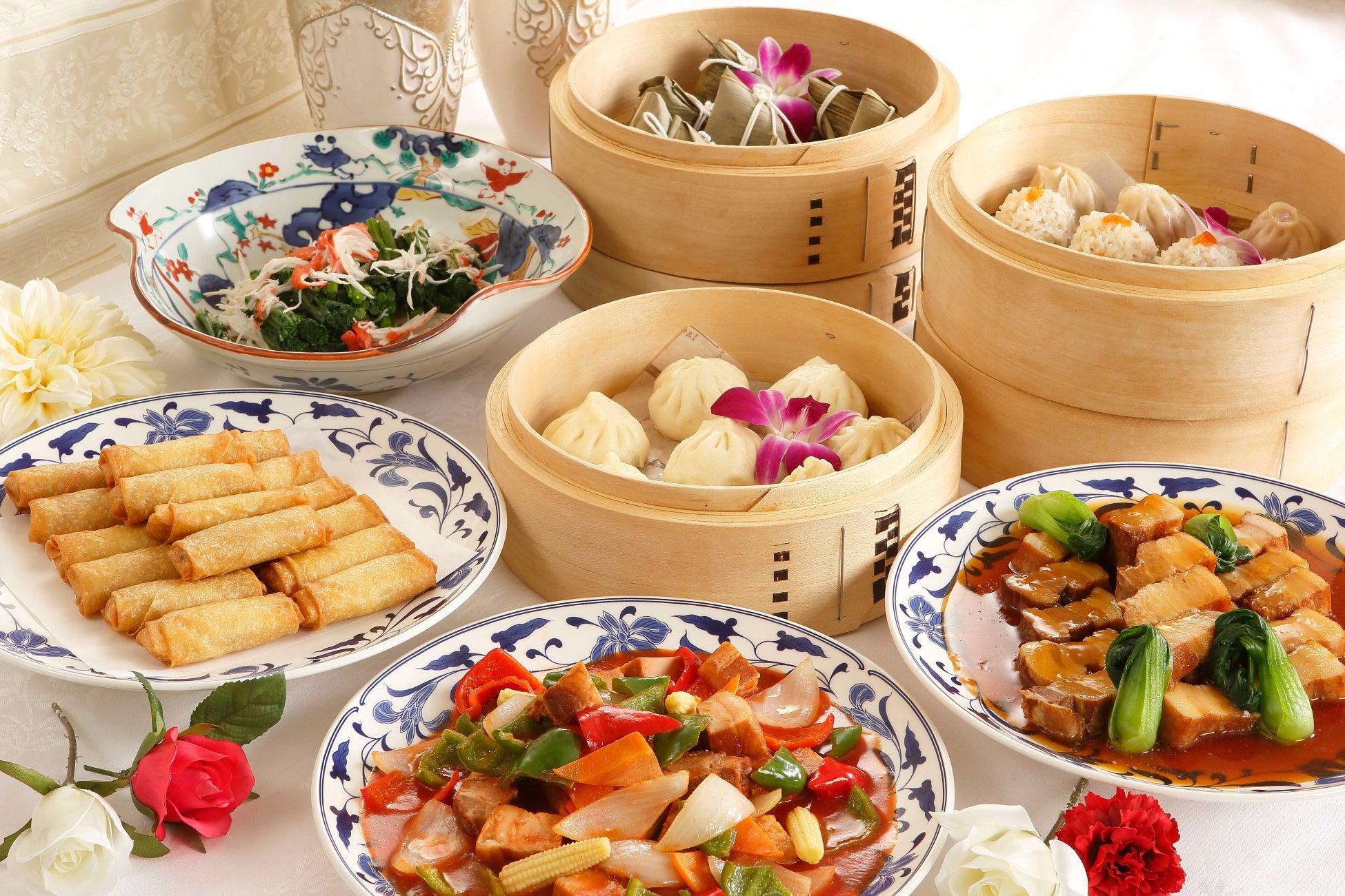 月に一度のお楽しみ！「てんやWeek!!」を8月18日〜24日に実施！「海老といかの上天丼弁当」を特別価格でご提供。さらに、天丼てんやからの残暑見舞い「お持ち帰り限定 えび天1本無料券」を数量限定配布