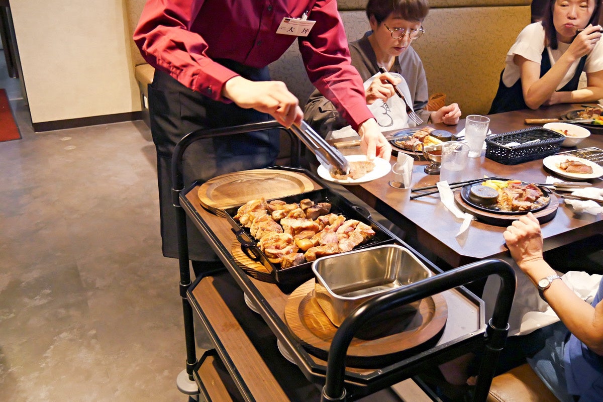 「マルちゃん焼そば 期間限定 赤いきつね味 3人前」新発売のお知らせ