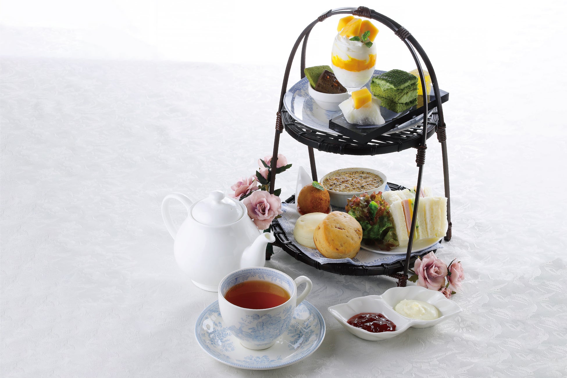 【8月26日（火）OPEN！】京阪沿線初出店！四季を愉しむ「フラワーおはぎ専門店 Oh!huggy!!」寝屋川店グランドオープン！