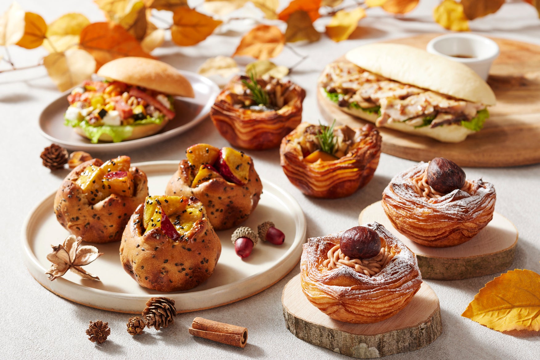 オリジナル焼き菓子「ケーク　オ　ゾランジュ　オテ」がジャパン・フード・セレクションで最高評価のグランプリ受賞！【ロイヤルパインズホテル浦和1F　ペストリーショップ　ラ・モーラ】