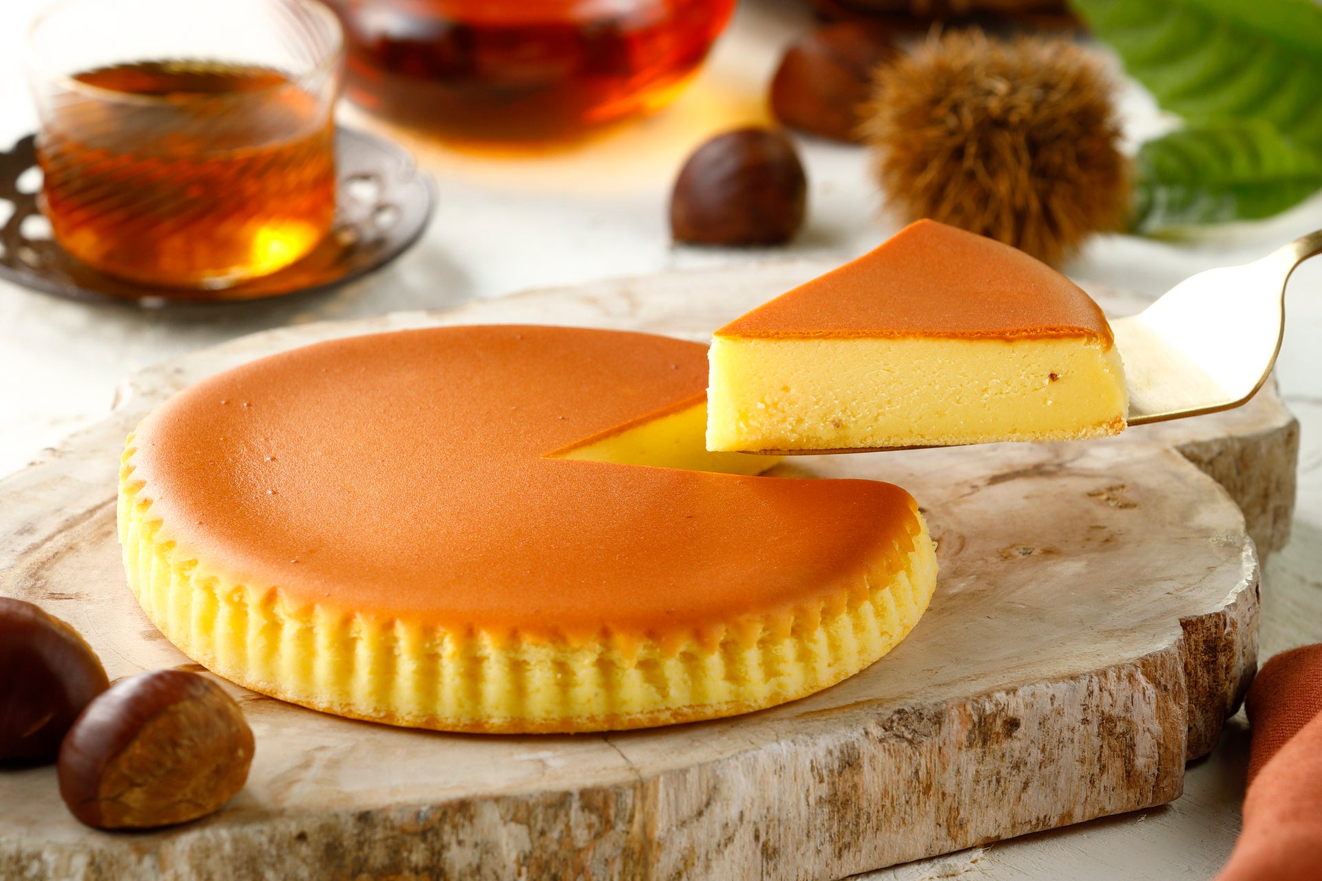 誕生から６５年以上の「森永ホットケーキミックス」から試行錯誤を重ね実現した驚きの“もちやわ食感”と、こだわりの国産素材を使用した「絶品ホットケーキミックス」～8月26日（火）より新発売～