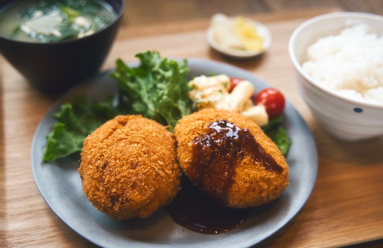 【ディアモール大阪】のポップアップストアにてtoroaが夏のいちごフェアを開催