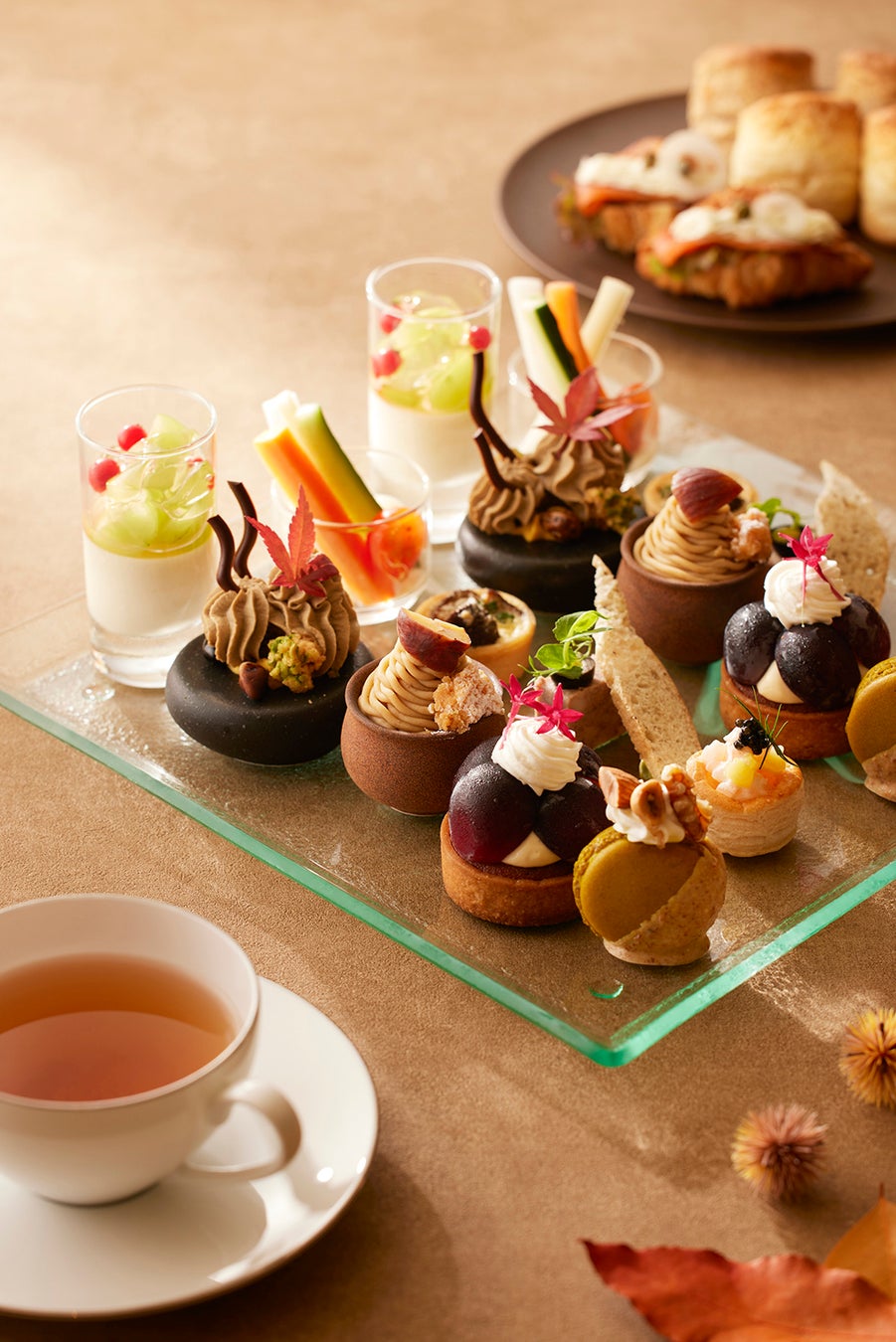 【やっぱりステーキ】「やっぱりチキンコンボ」がタダで食べられる！？勝手に社外取締役・吉村崇の“奥の手”「やっぱりマン」ついに出動！